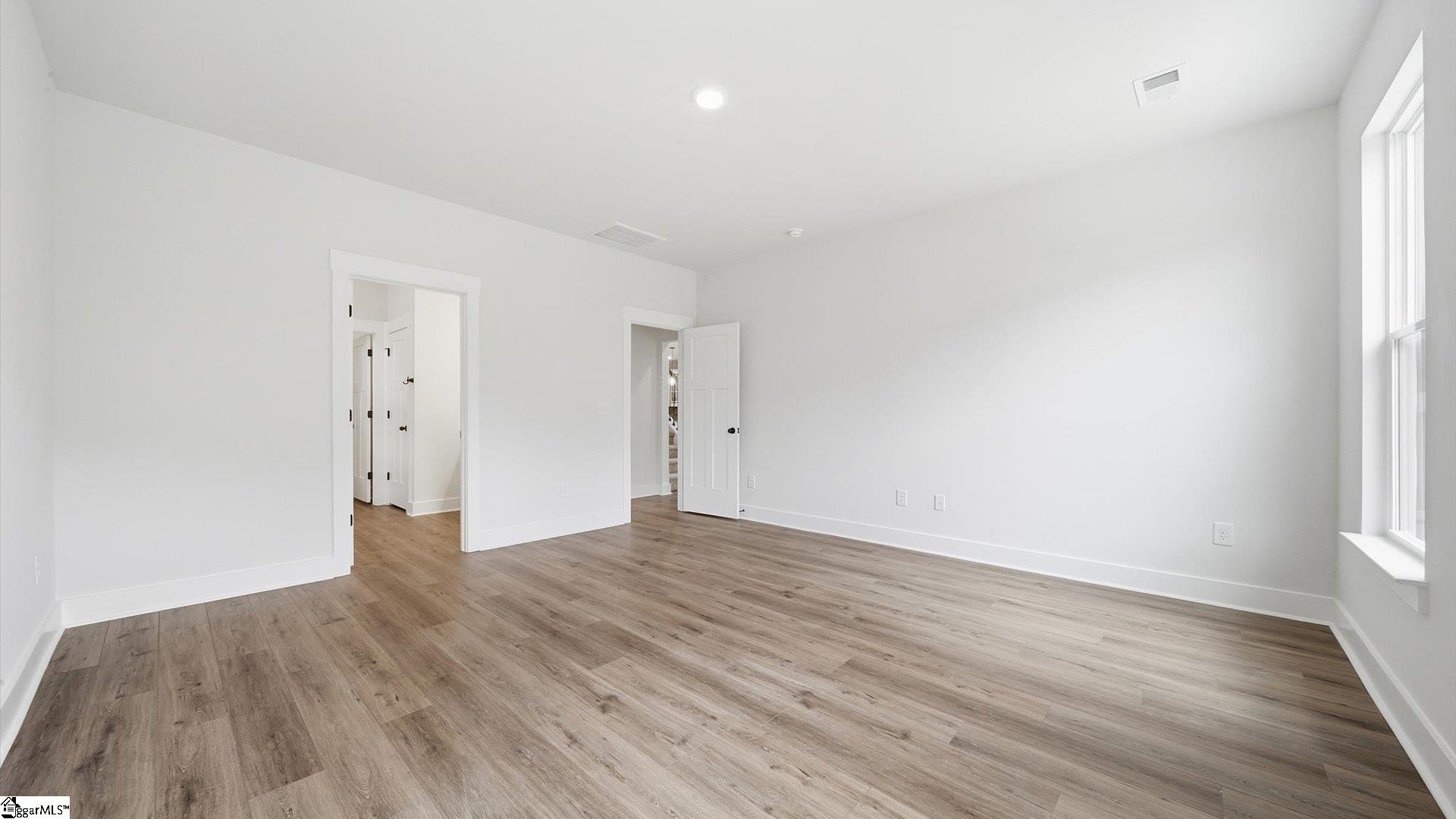 22 Long Branch Court Property Photo 15