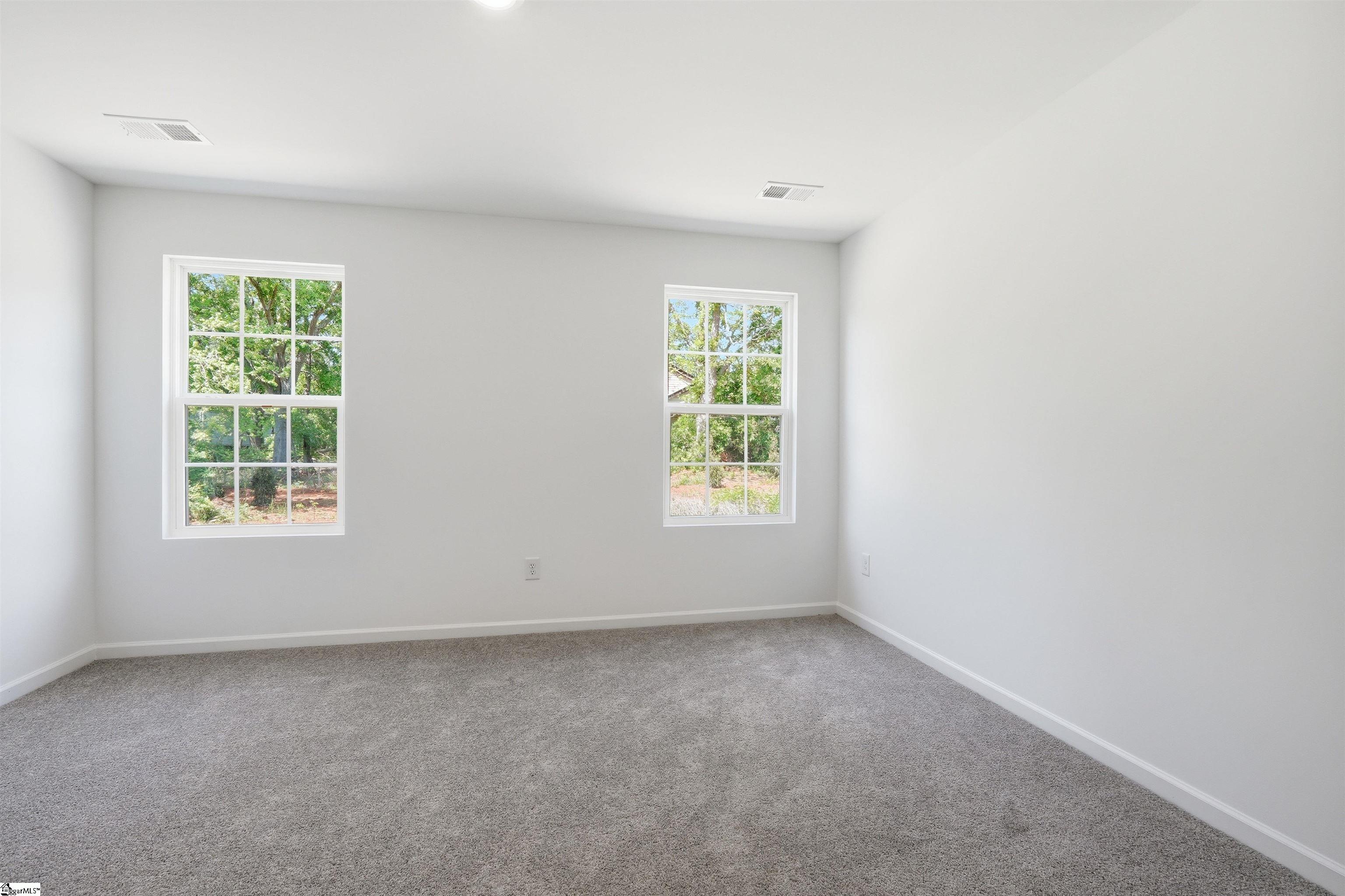 909 Mahaffey Court Property Photo 7