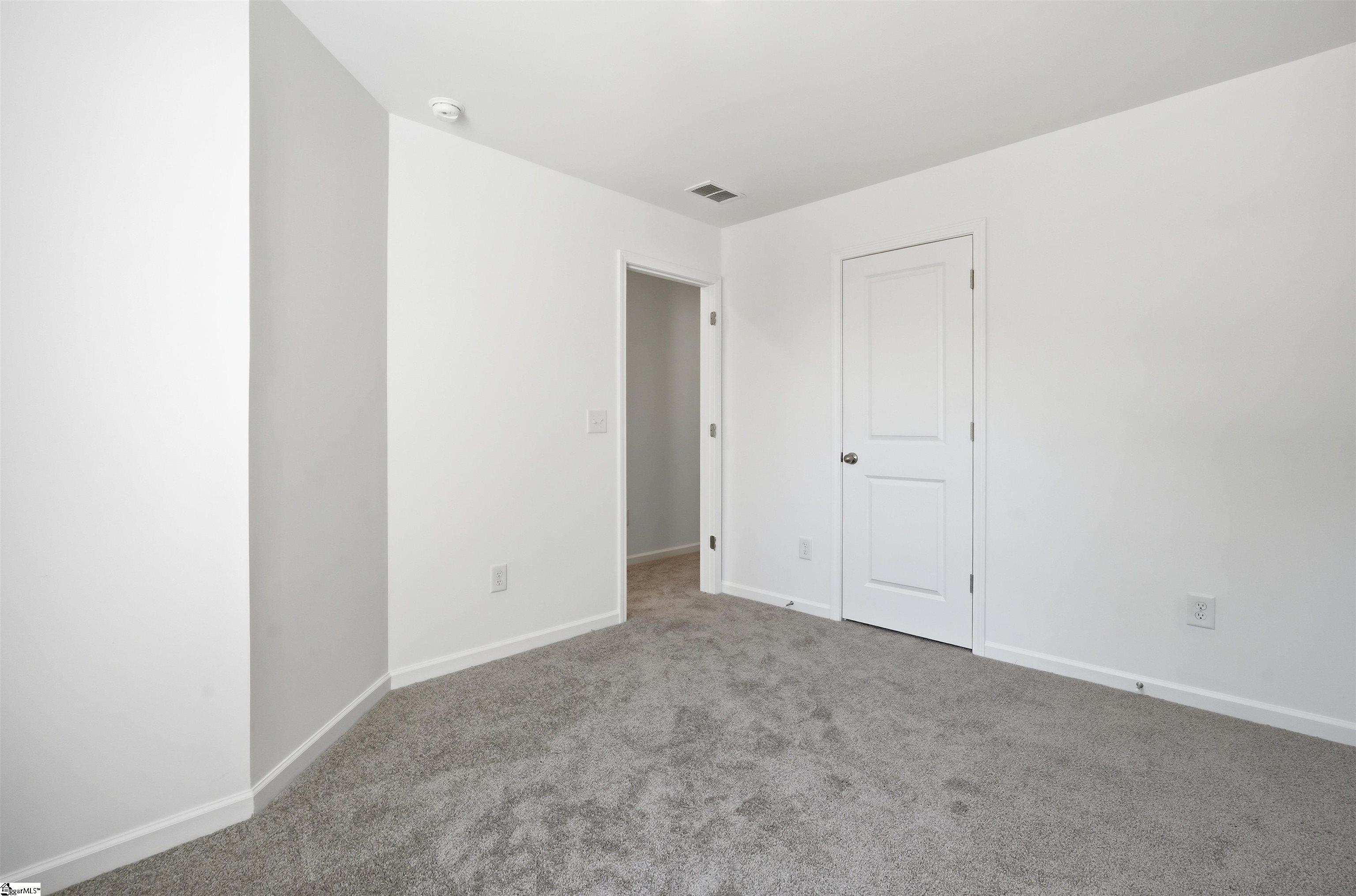 909 Mahaffey Court Property Photo 15