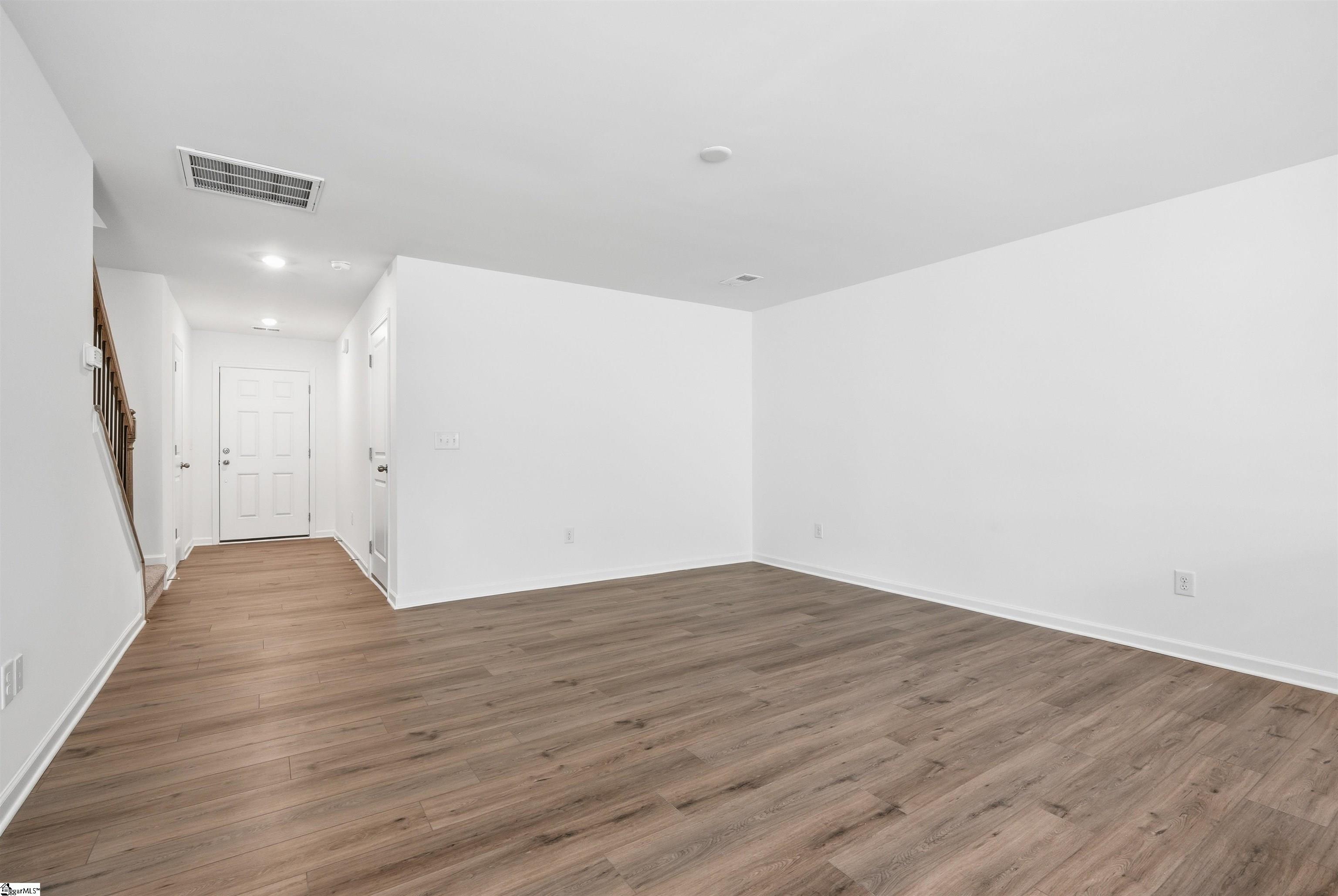 909 Mahaffey Court Property Photo 23