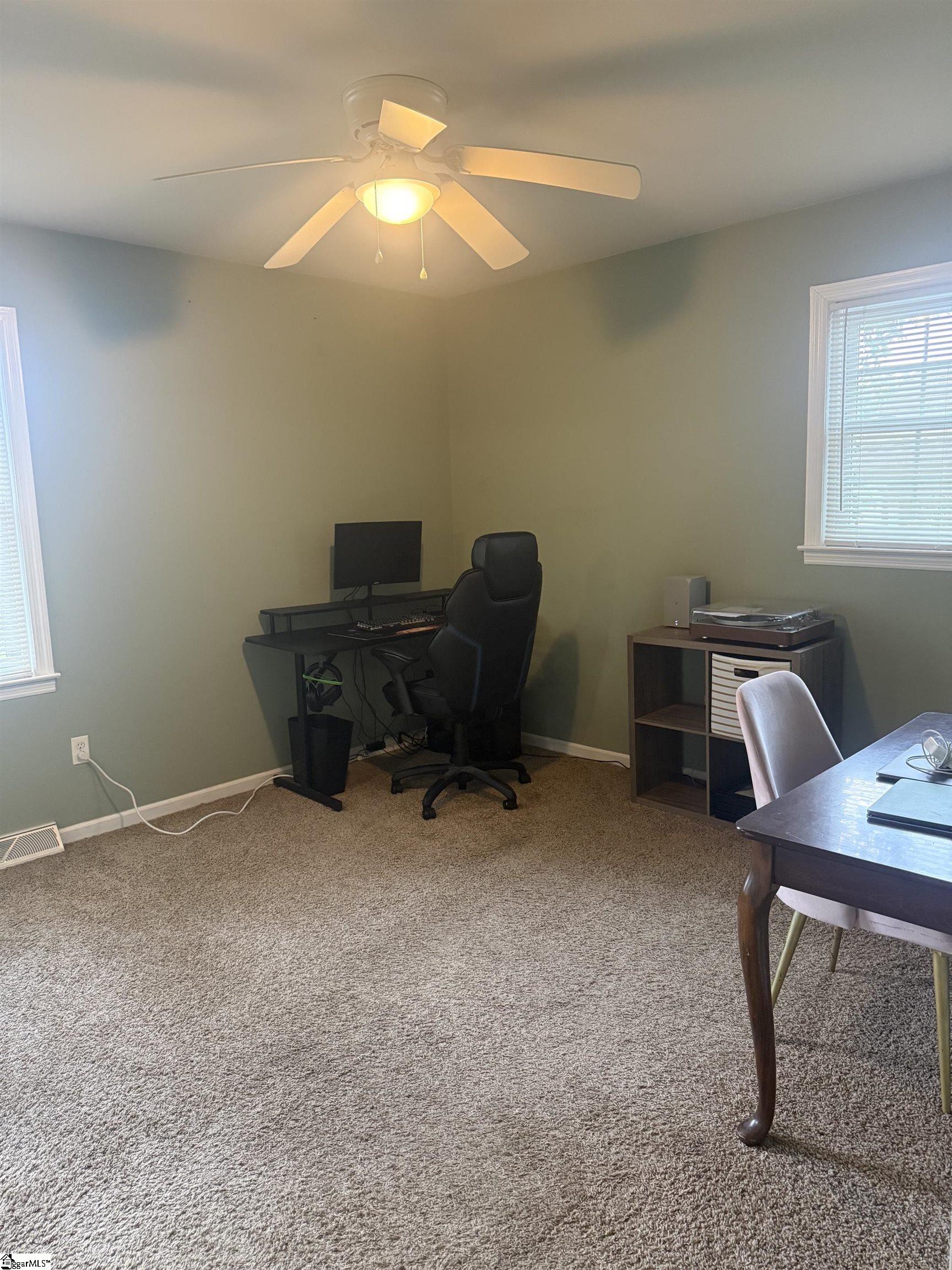 16 Ellesmere Drive Property Photo 17