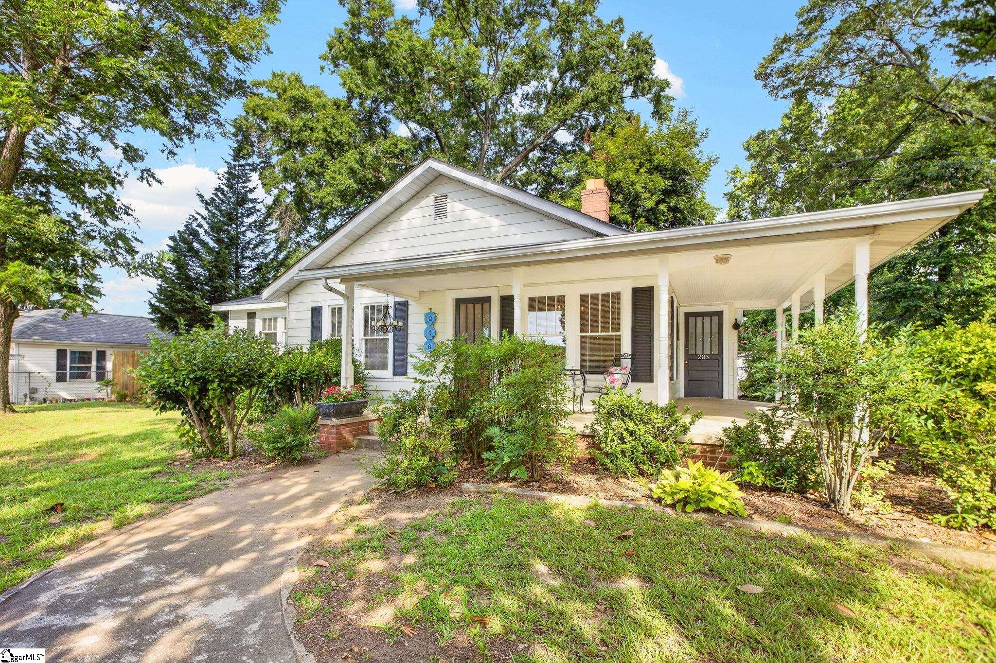 206 Harvey Road Property Photo 2