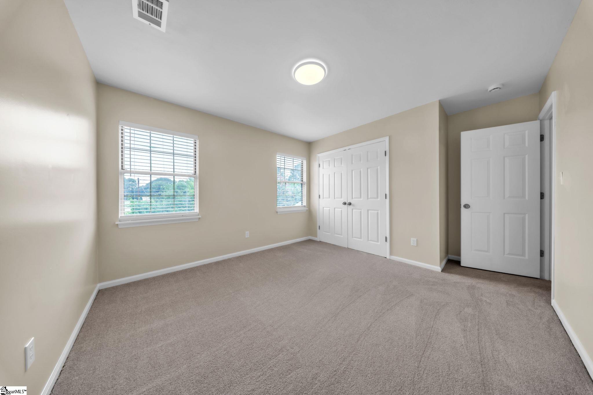 404 W Townes Court Property Photo 17