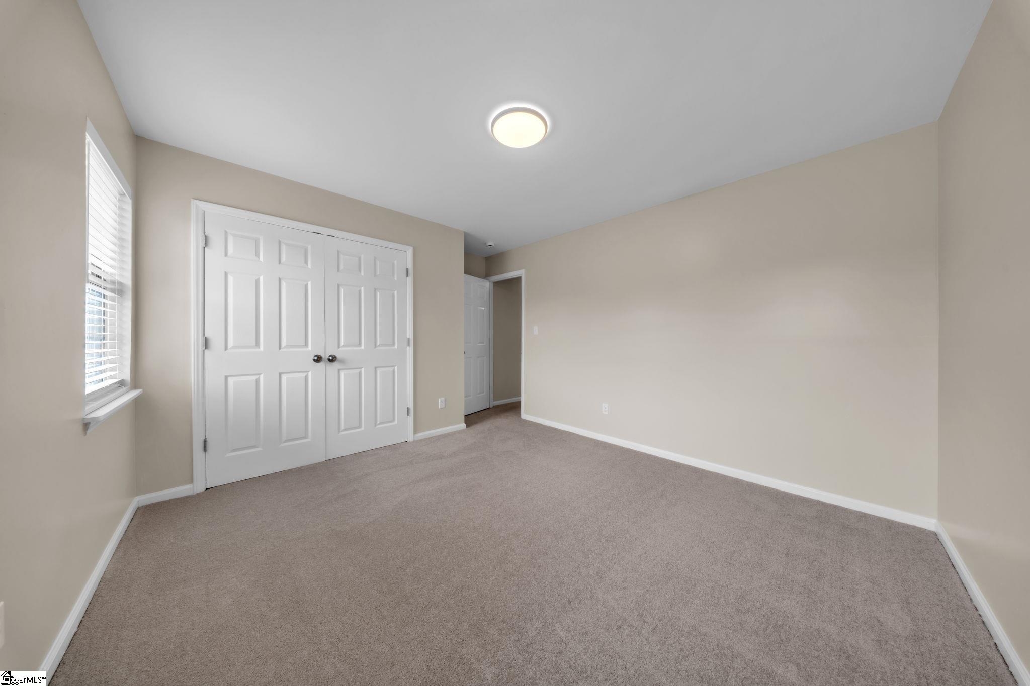 404 W Townes Court Property Photo 18