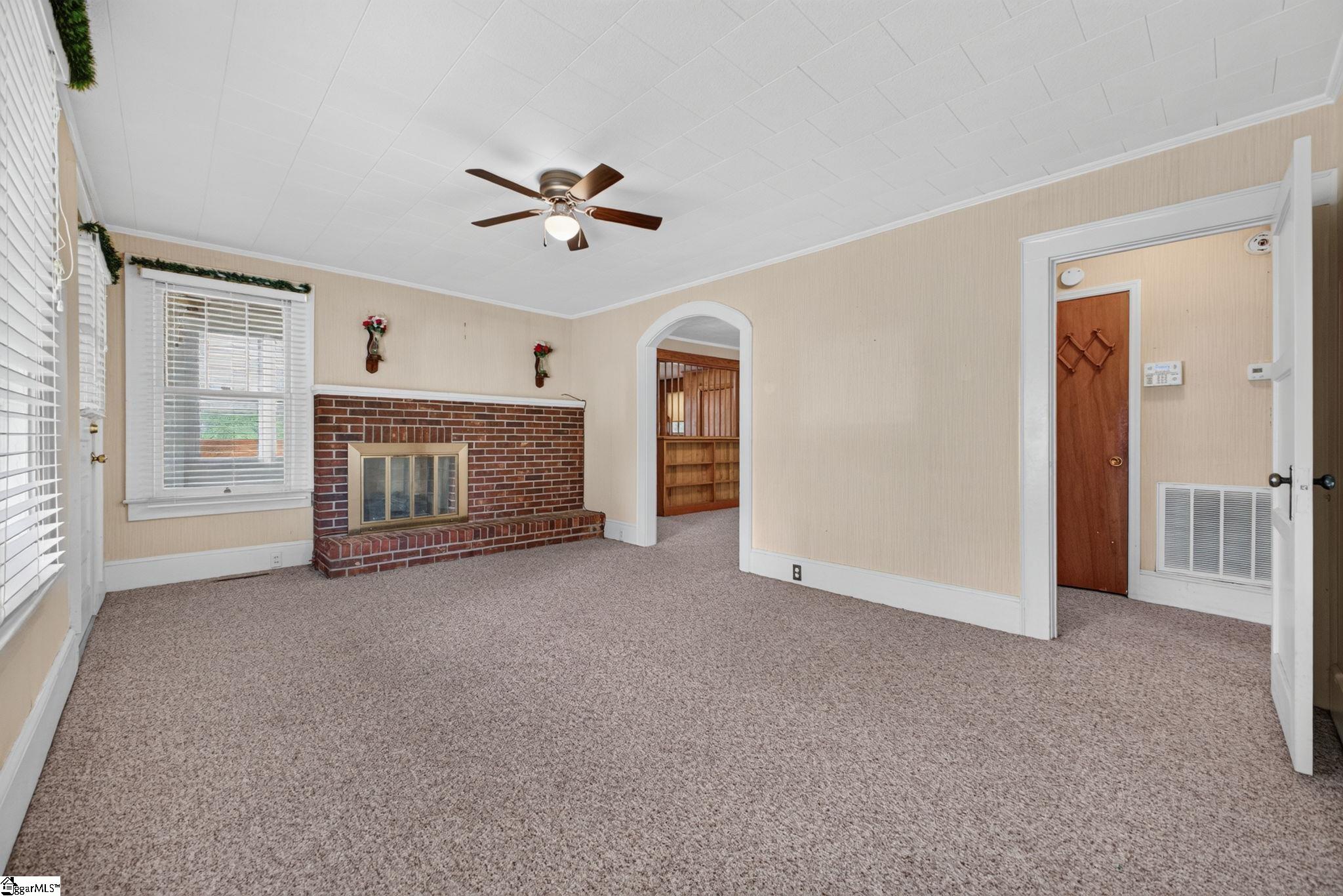 119 Paula Circle Property Photo 6