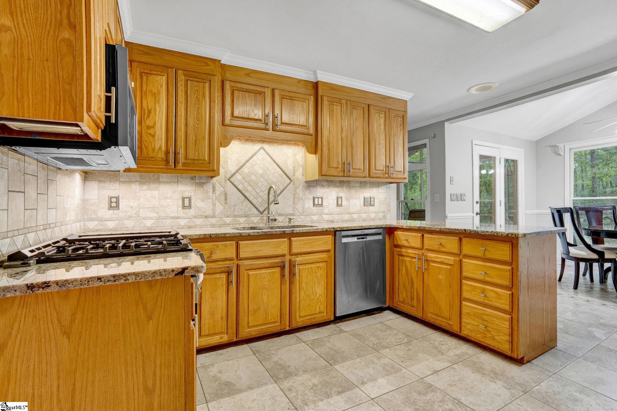 403 Primrose Court Property Photo 17