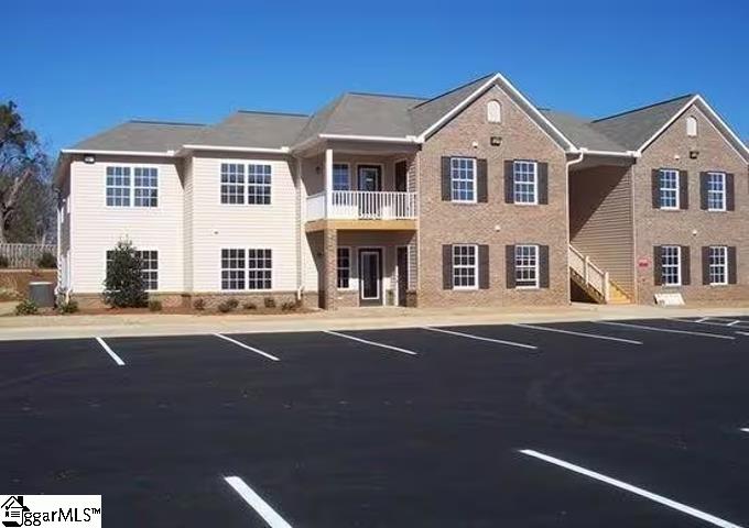 220 Outlook Drive Property Photo 1