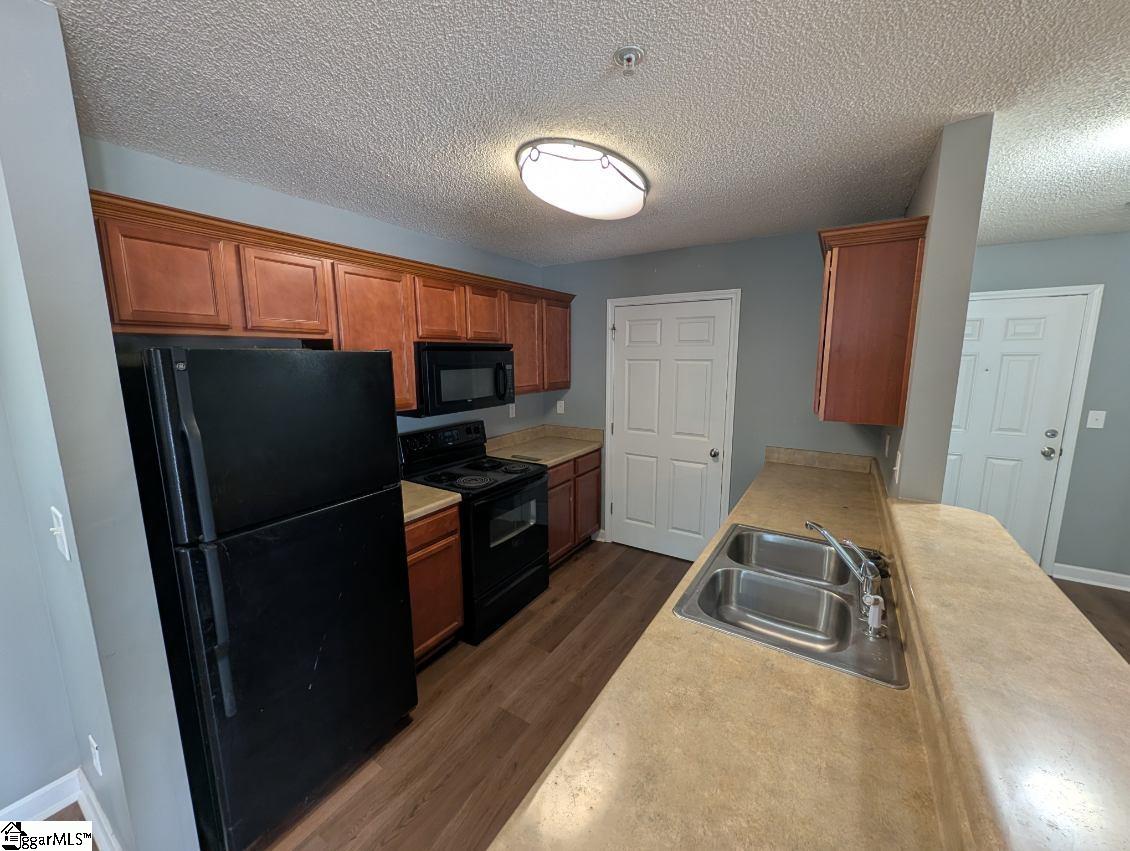 220 Outlook Drive Property Photo 2