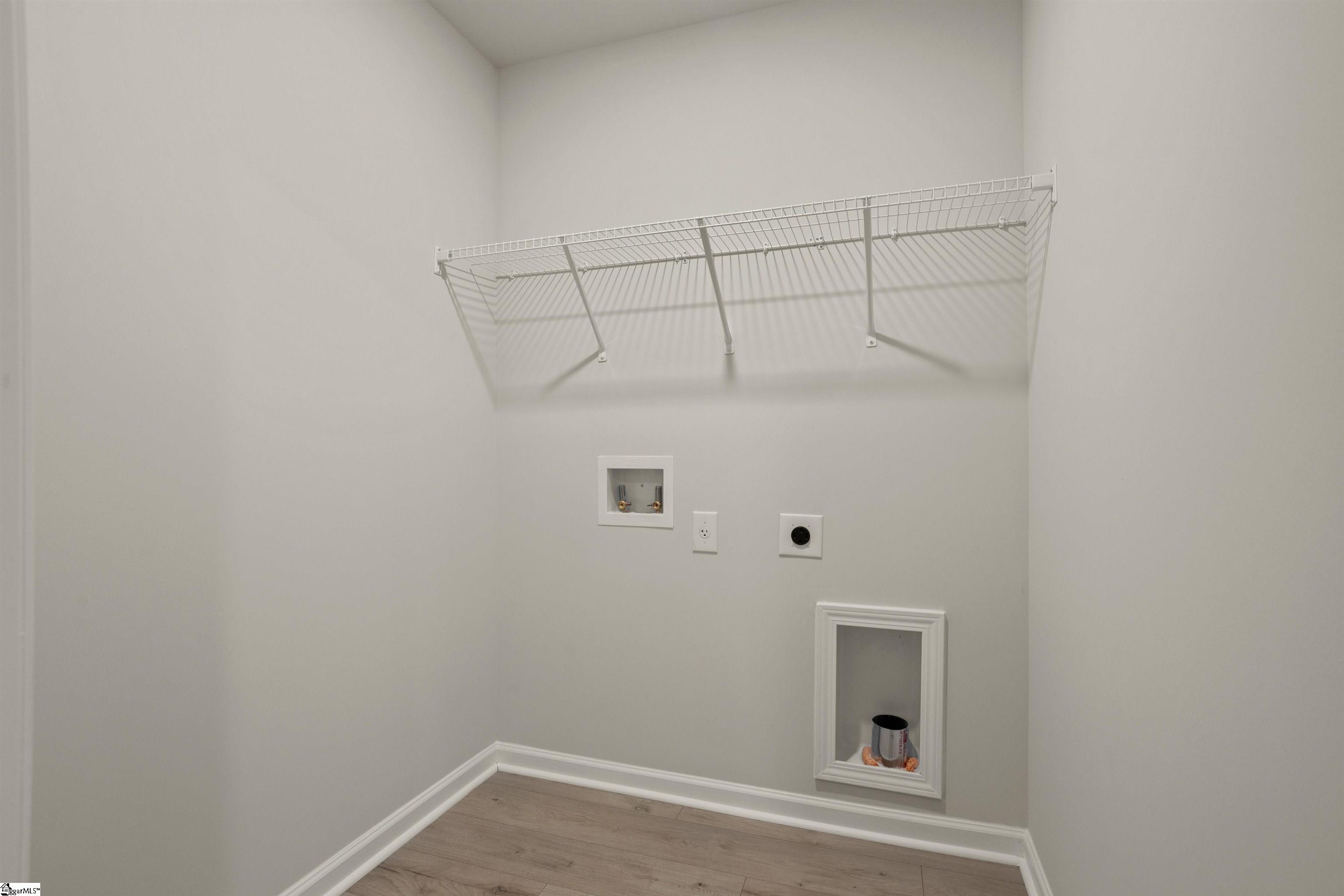 612 Silver Fir Street Property Photo 23