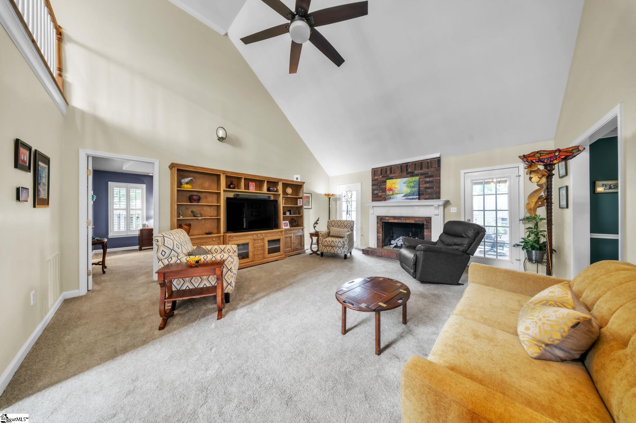 103 E Hypericum Lane Property Photo 4
