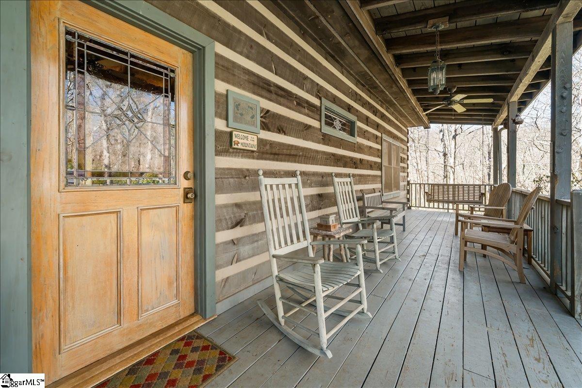 512 Doe Run Property Photo 3
