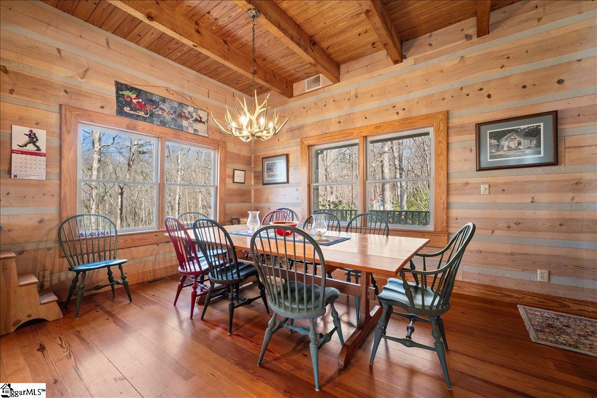 512 Doe Run Property Photo 9