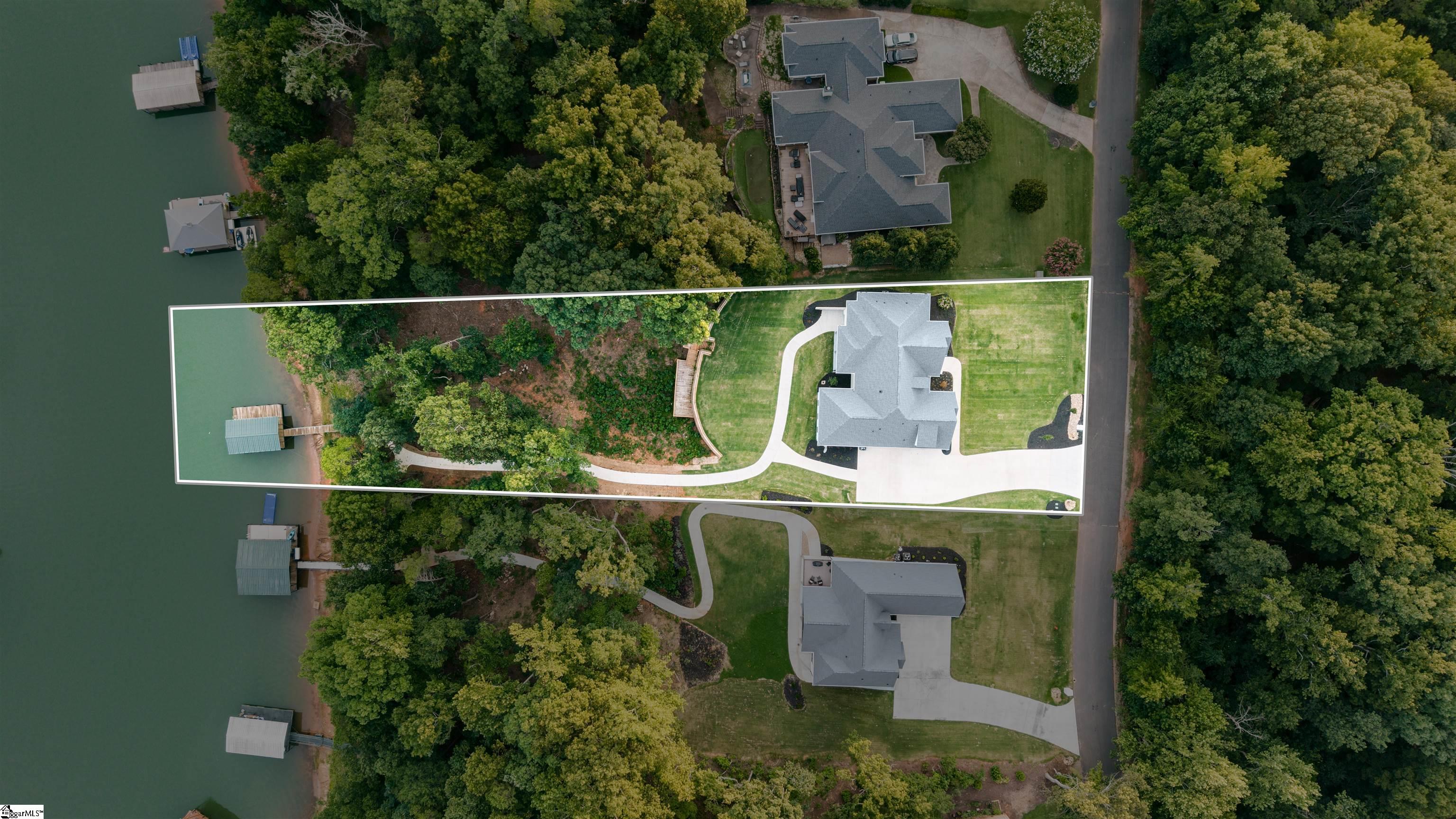 107 Andrea Pointe Property Photo 13