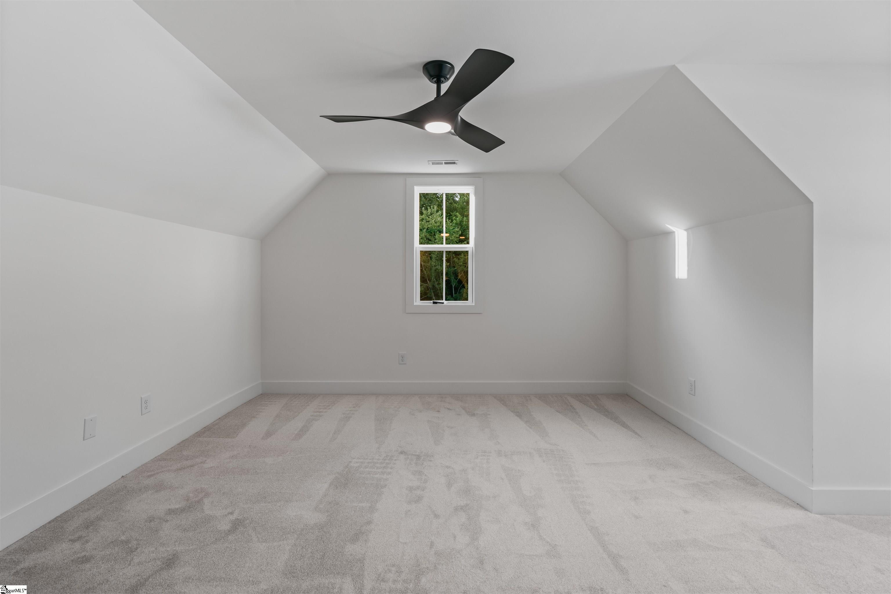 107 Andrea Pointe Property Photo 49
