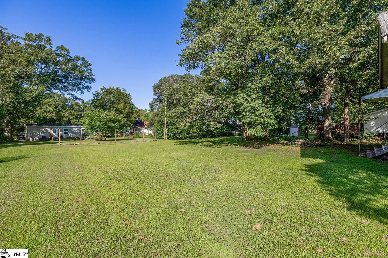 310 Hawkins Street Property Photo 4