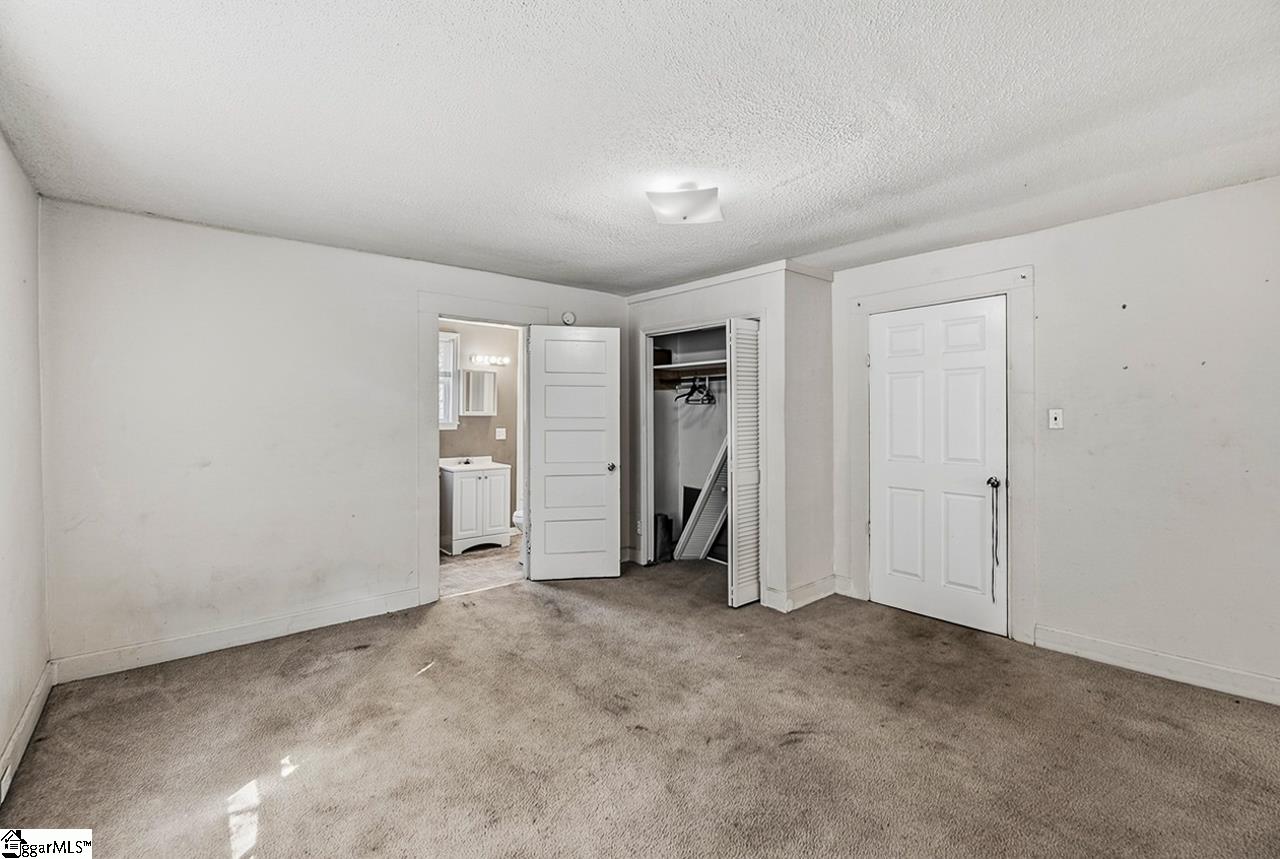 310 Hawkins Street Property Photo 14