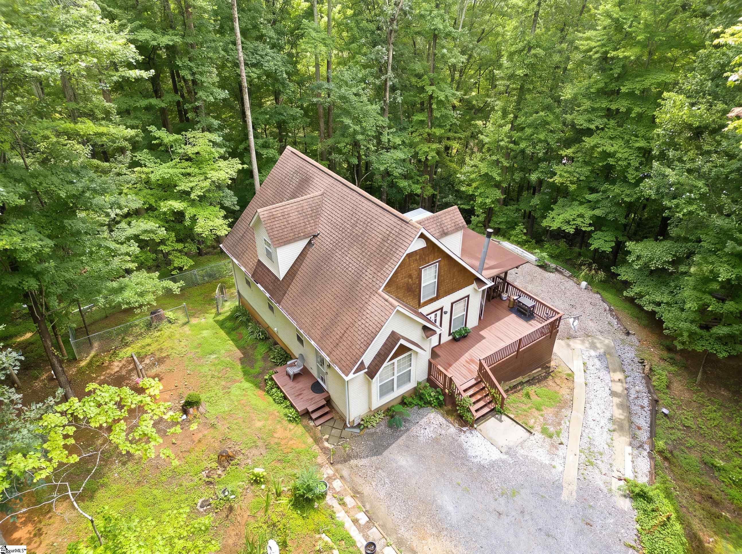 20 Forest Drive Property Photo 1