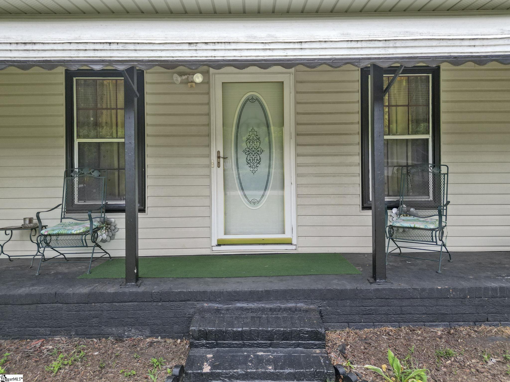 304 Stuart Street Property Photo 4
