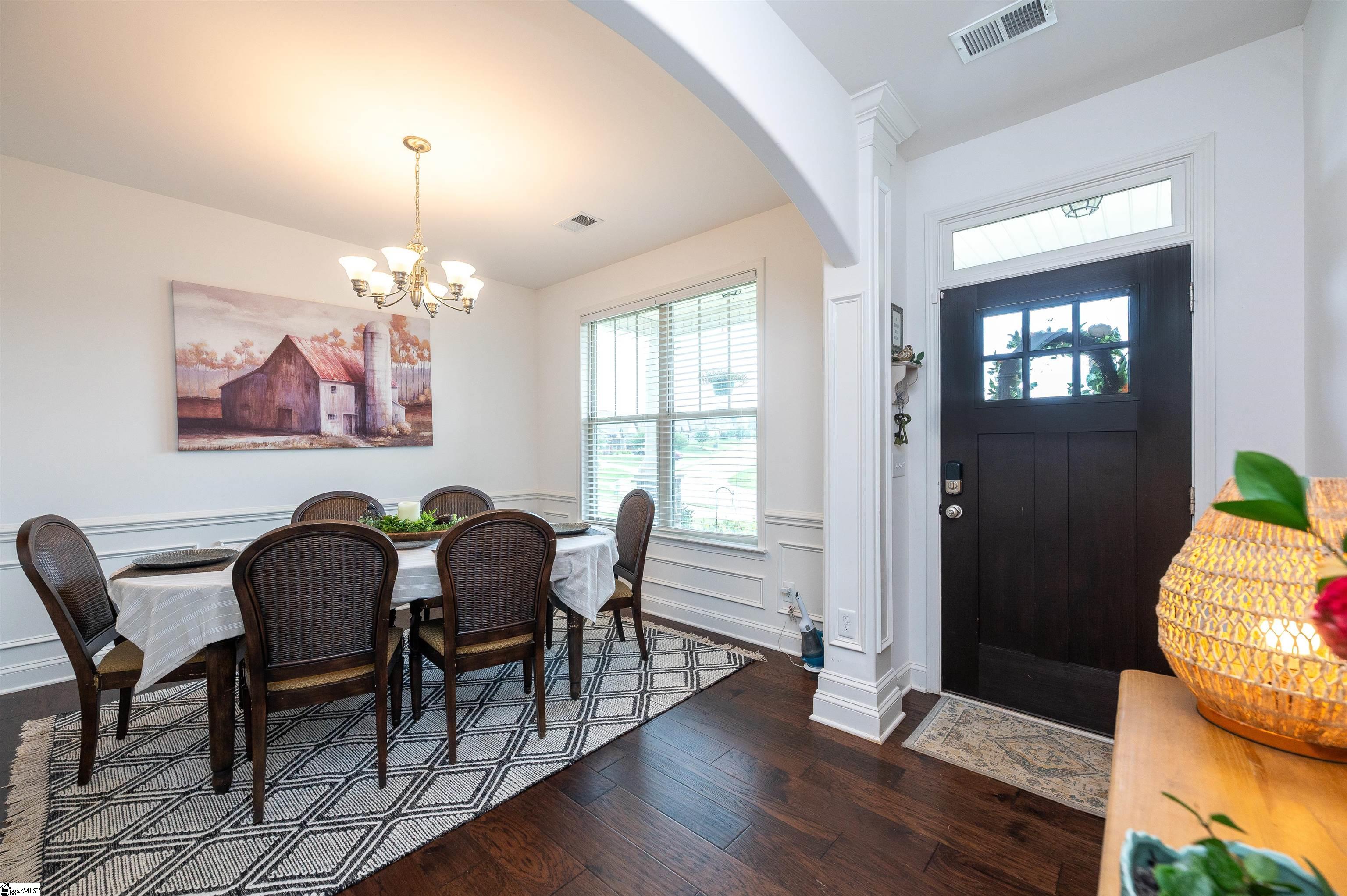 307 Barnhill Court Property Photo 4
