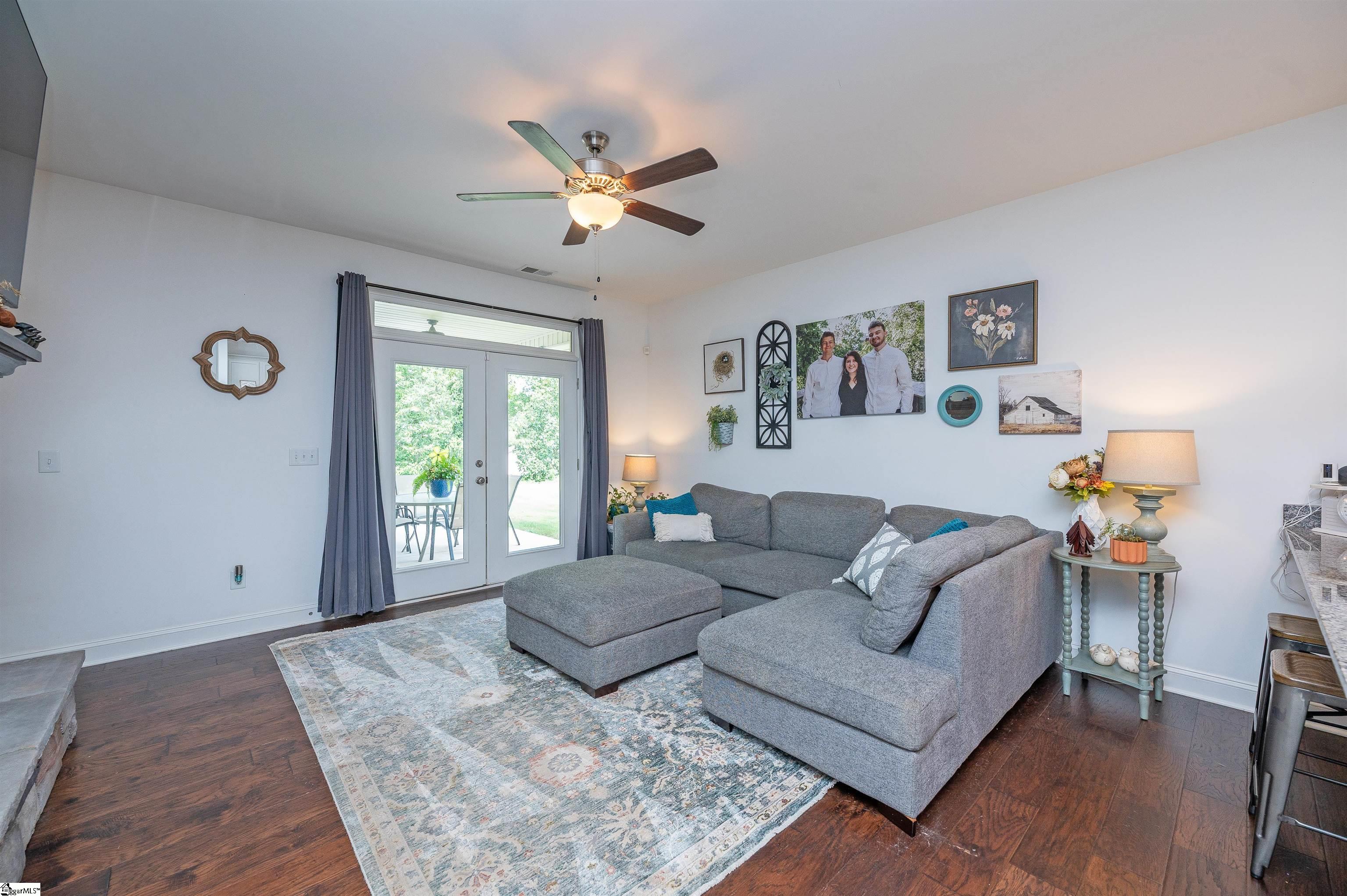 307 Barnhill Court Property Photo 12