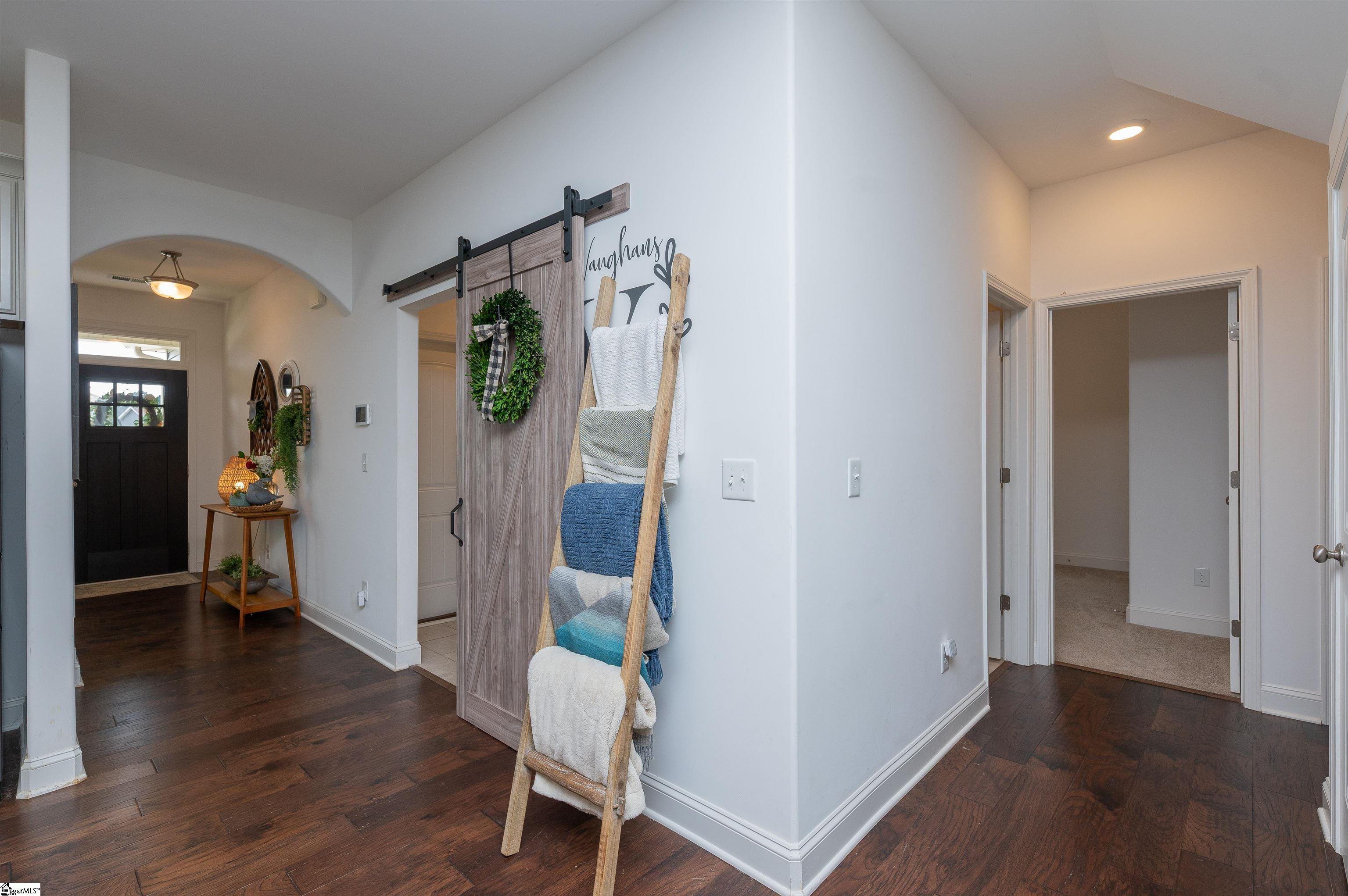307 Barnhill Court Property Photo 14