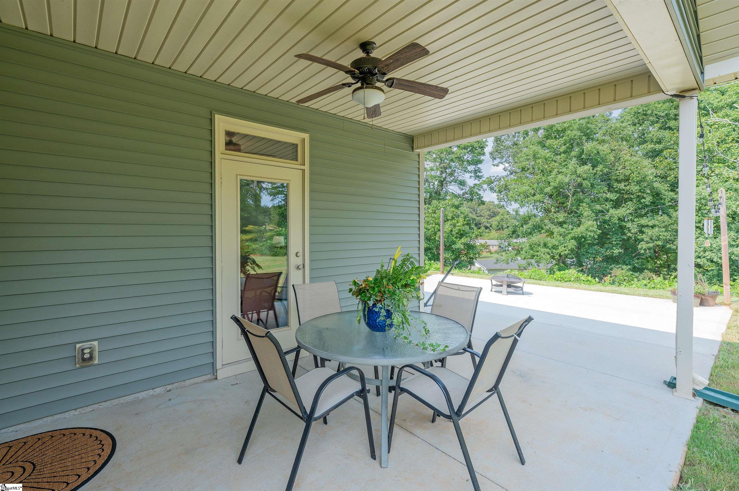 307 Barnhill Court Property Photo 29
