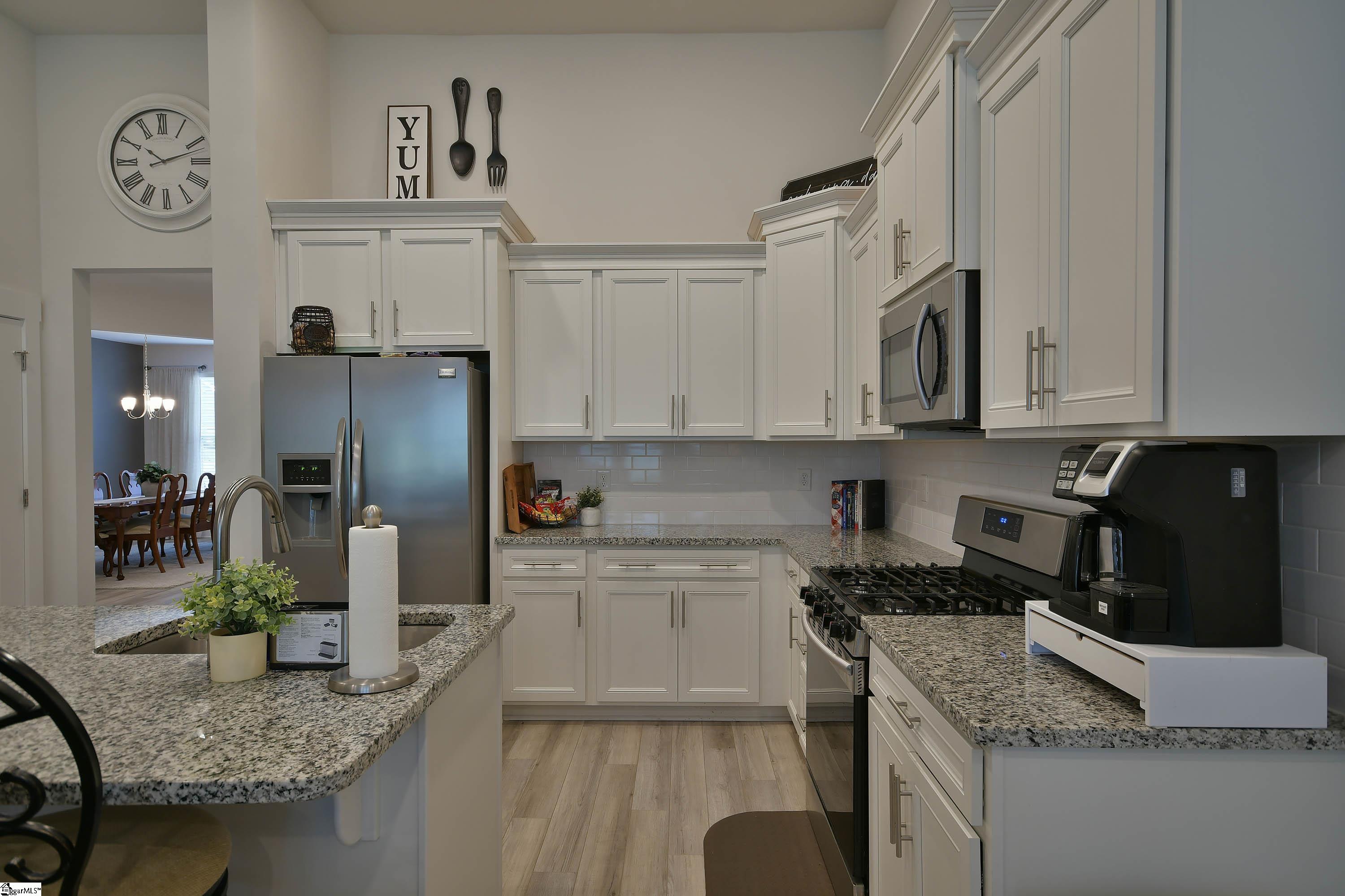 113 Rosecroft Drive Property Photo 13