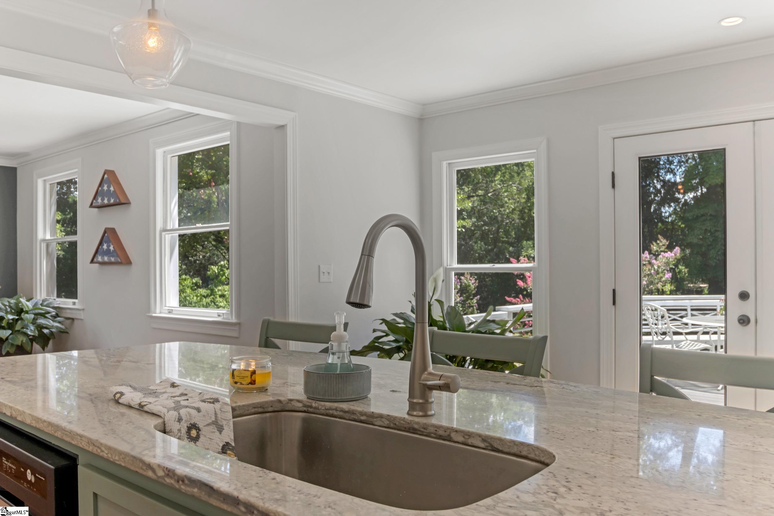 23 Buist Avenue Property Photo 11
