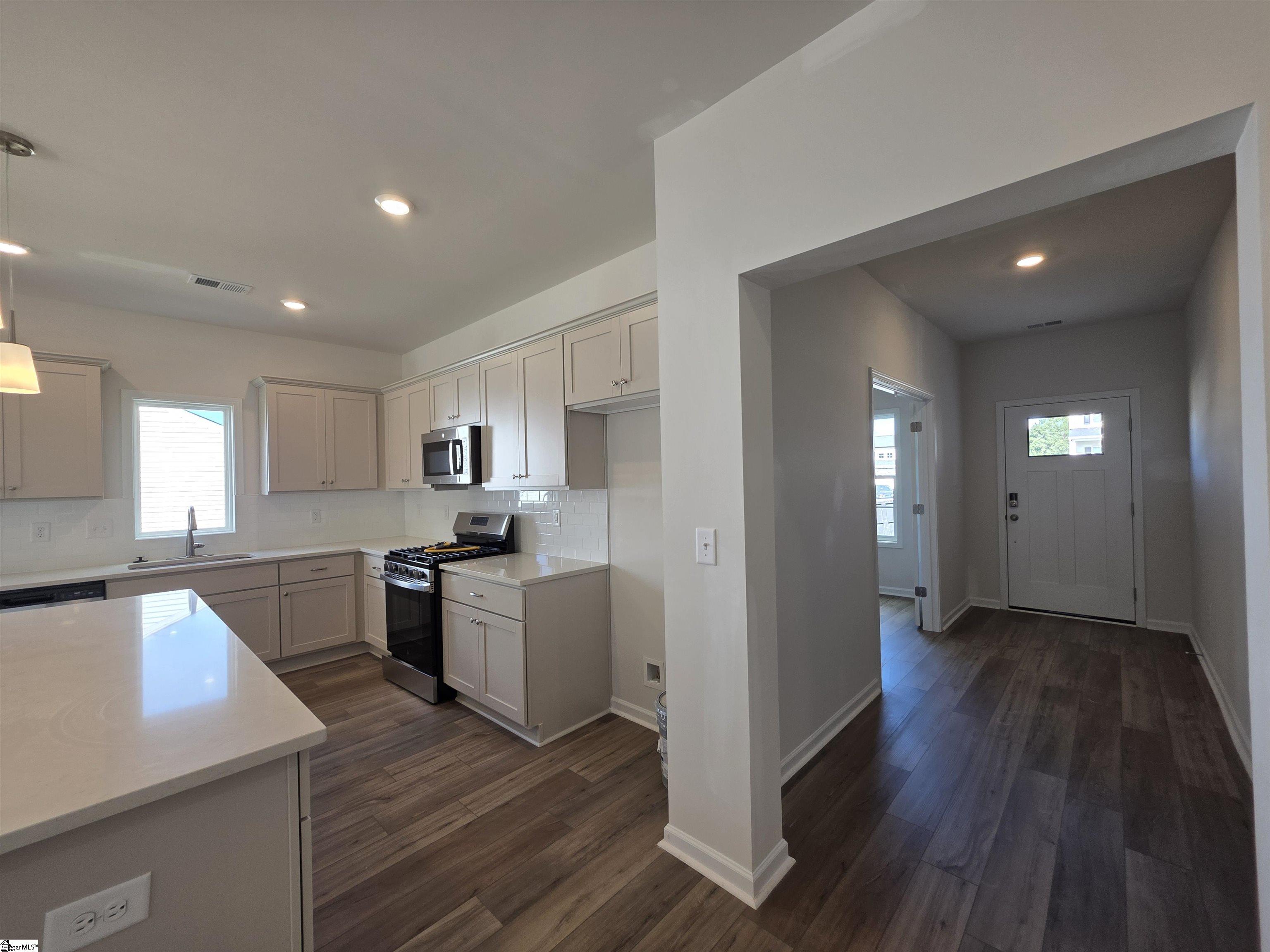 459 Dodger Avenue Property Photo 8