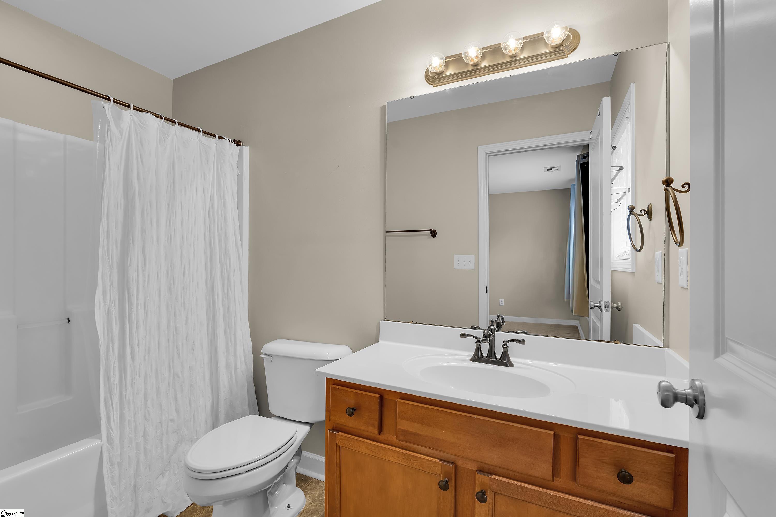 8 Amity Lane Property Photo 7