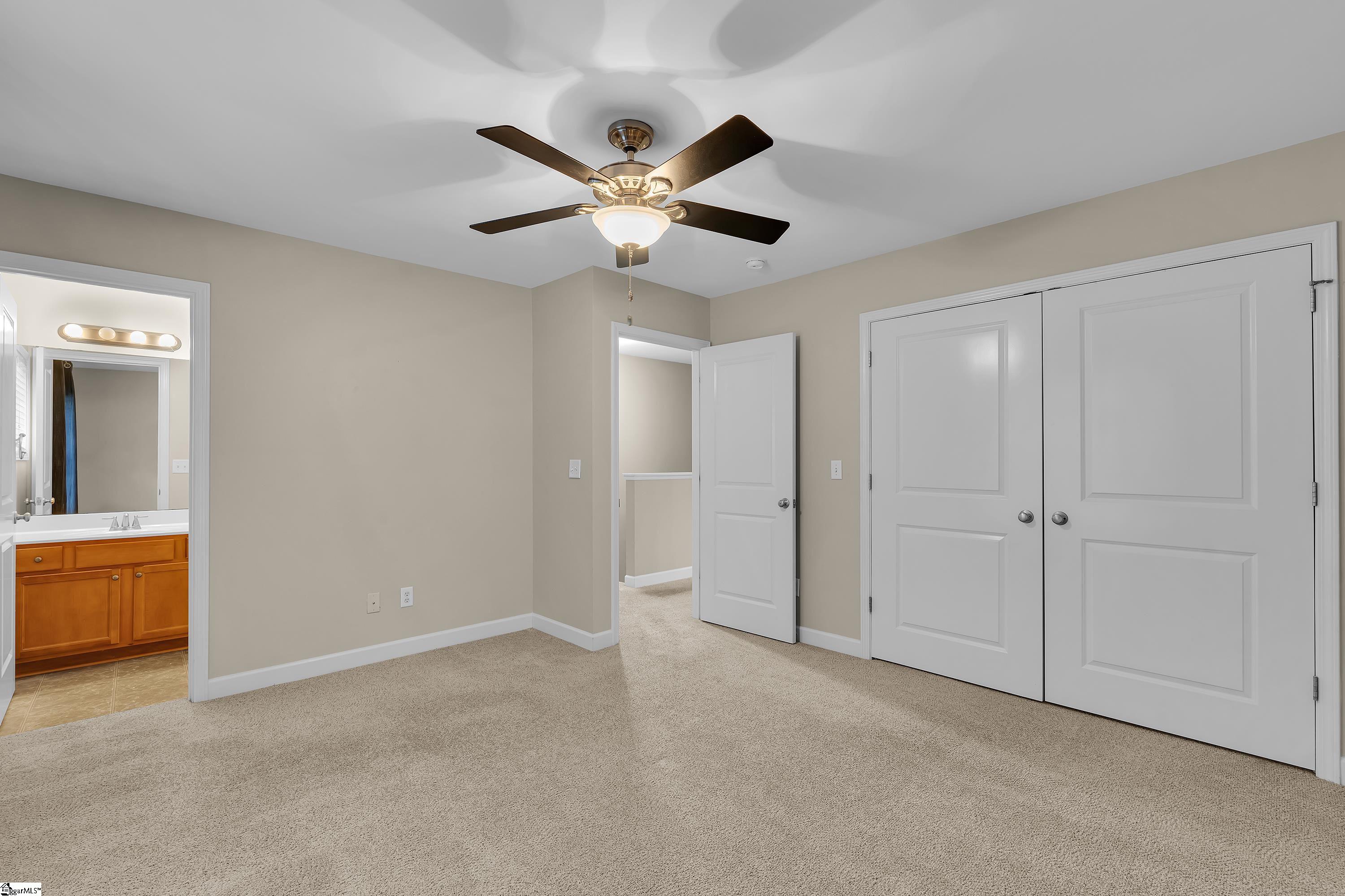 8 Amity Lane Property Photo 12