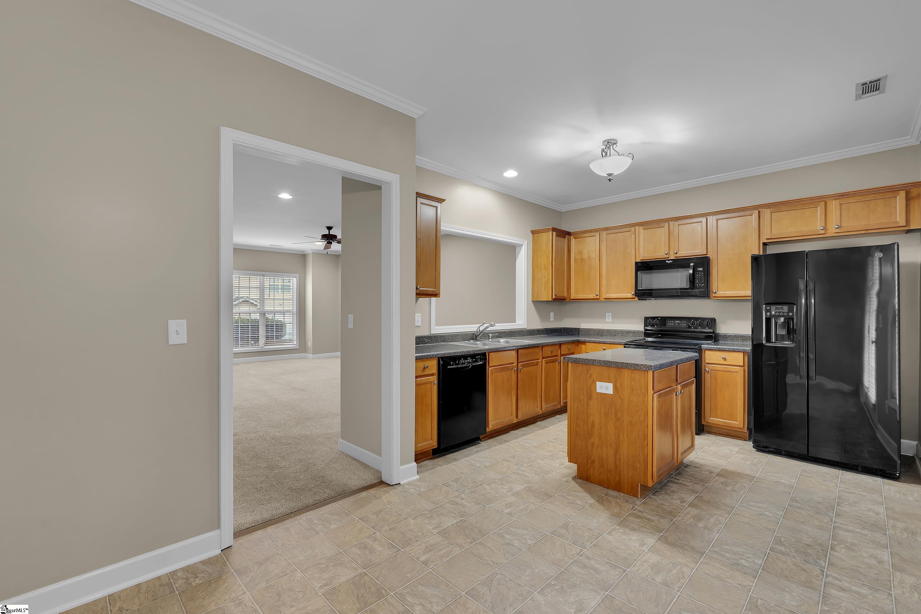 8 Amity Lane Property Photo 16