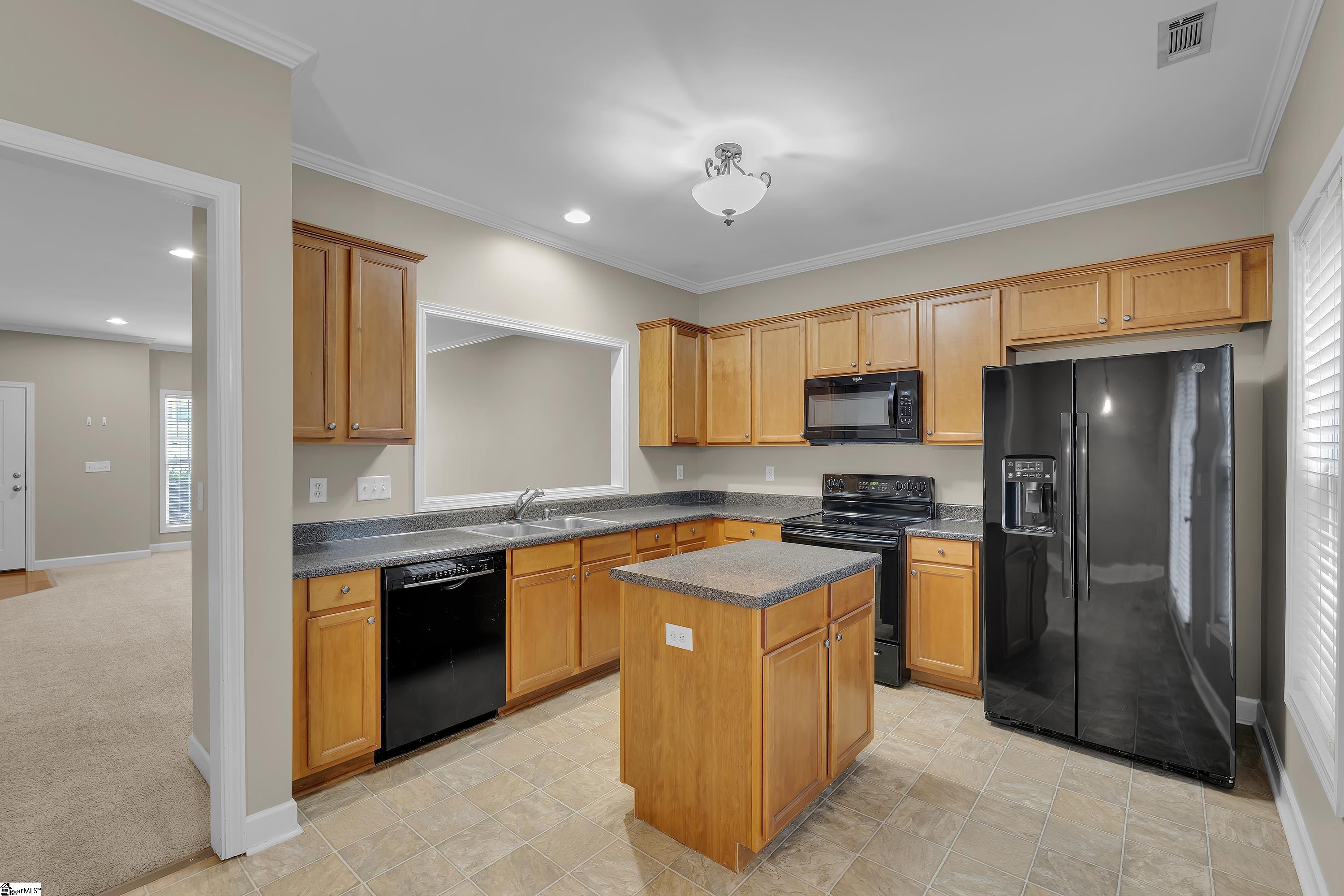 8 Amity Lane Property Photo 17