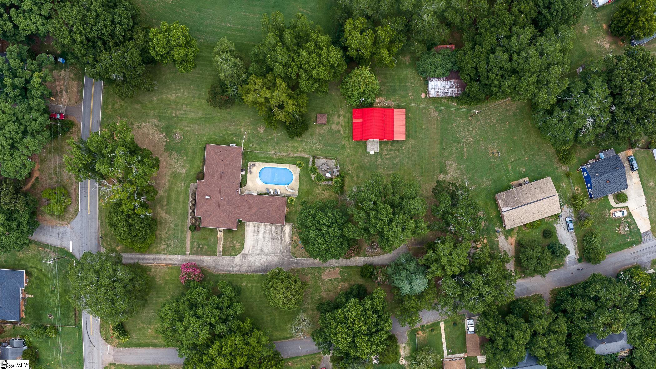 3211 New Pond Road Property Photo 3