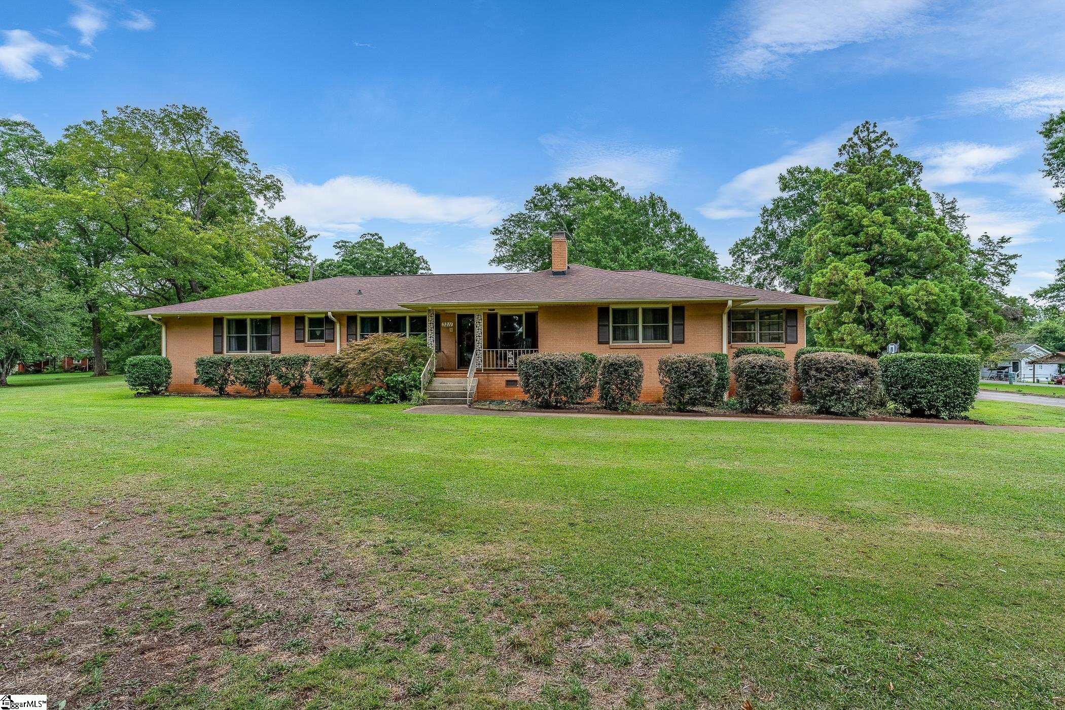 3211 New Pond Road Property Photo 4