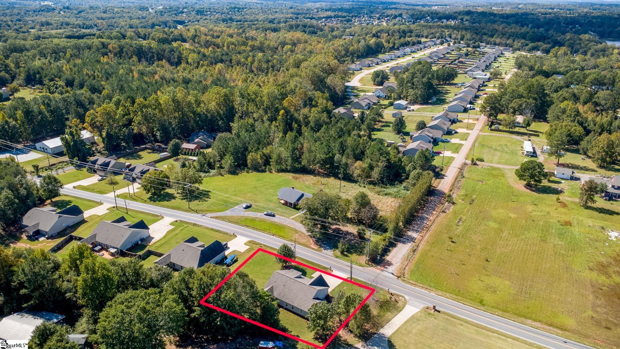592 Hammett Store Road Property Photo 32