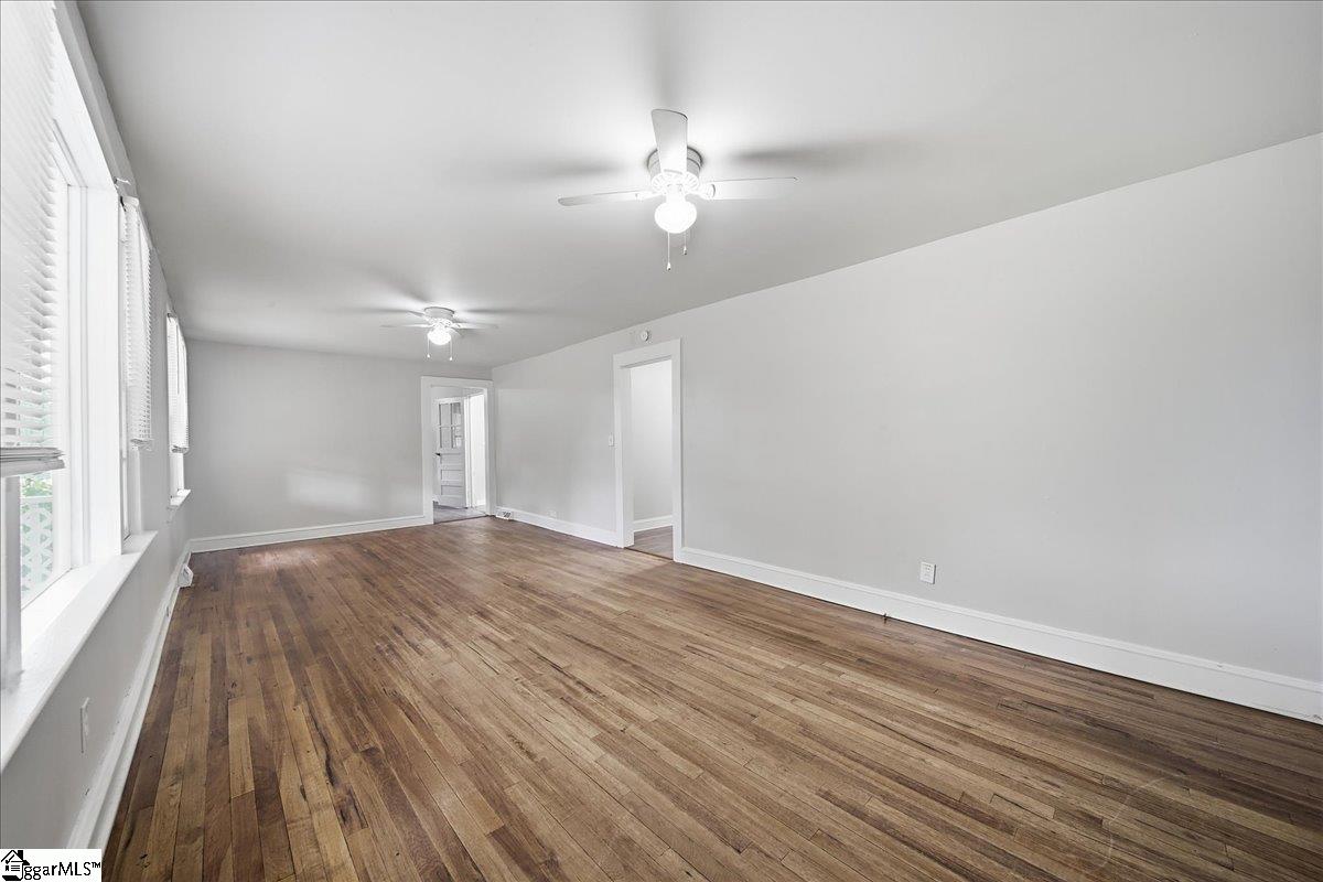 412 Hood Road Property Photo 6