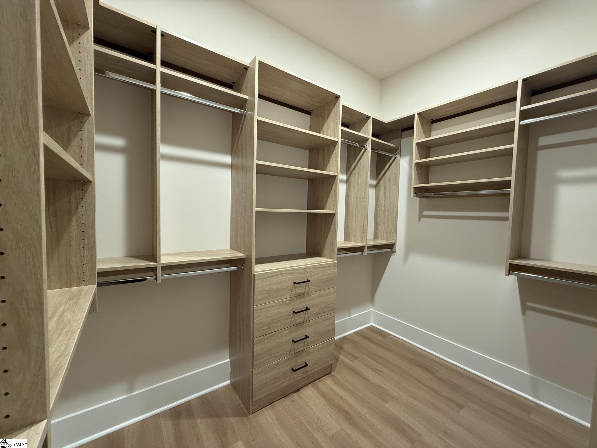 548 Verdae Drive Property Photo 16