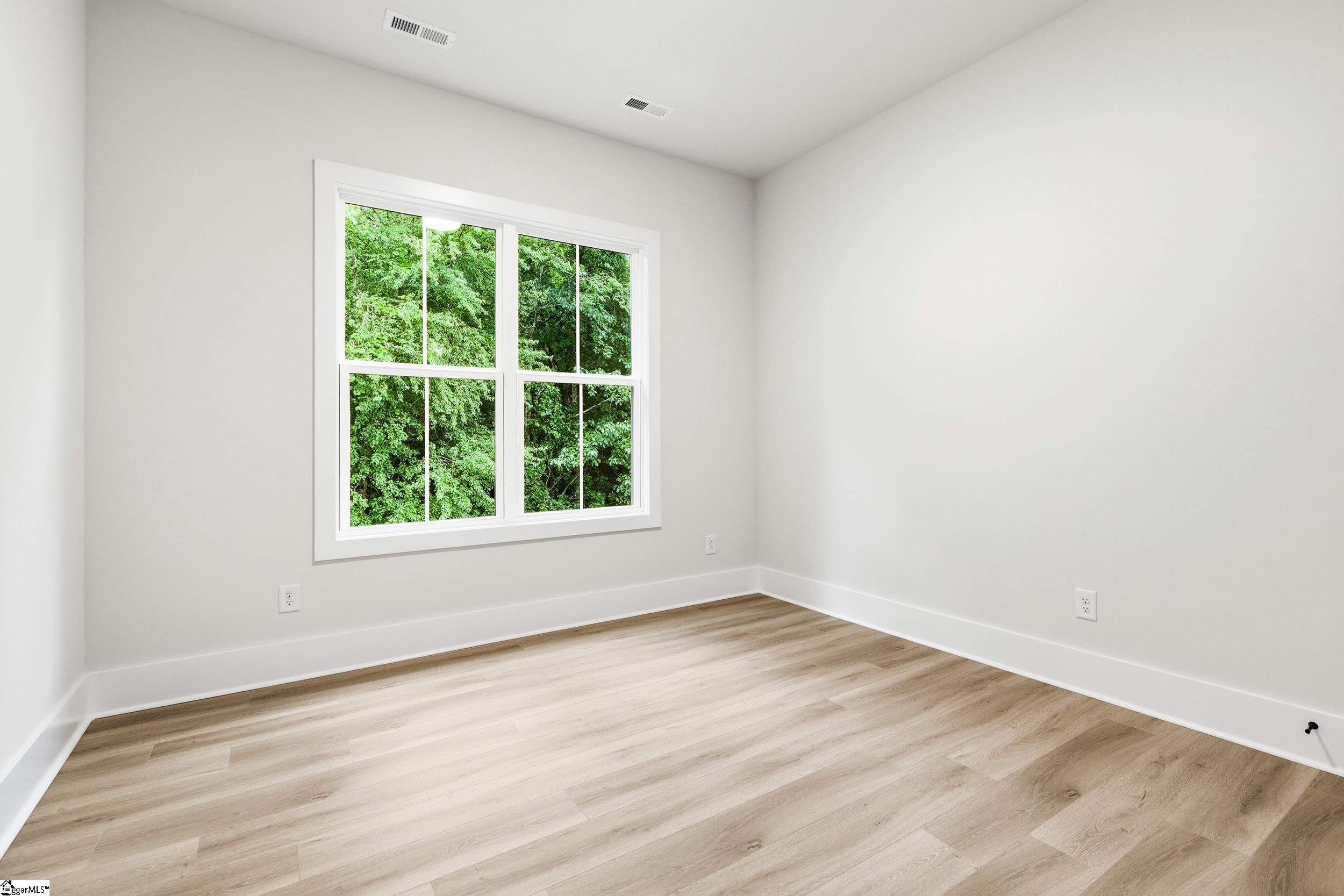 548 Verdae Drive Property Photo 17