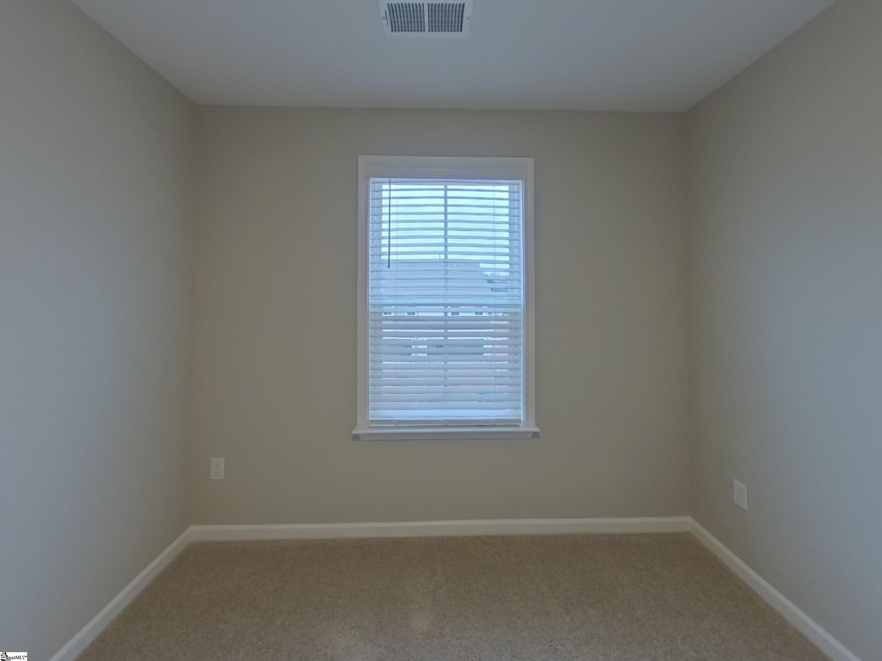 1599059 Property Photo 12