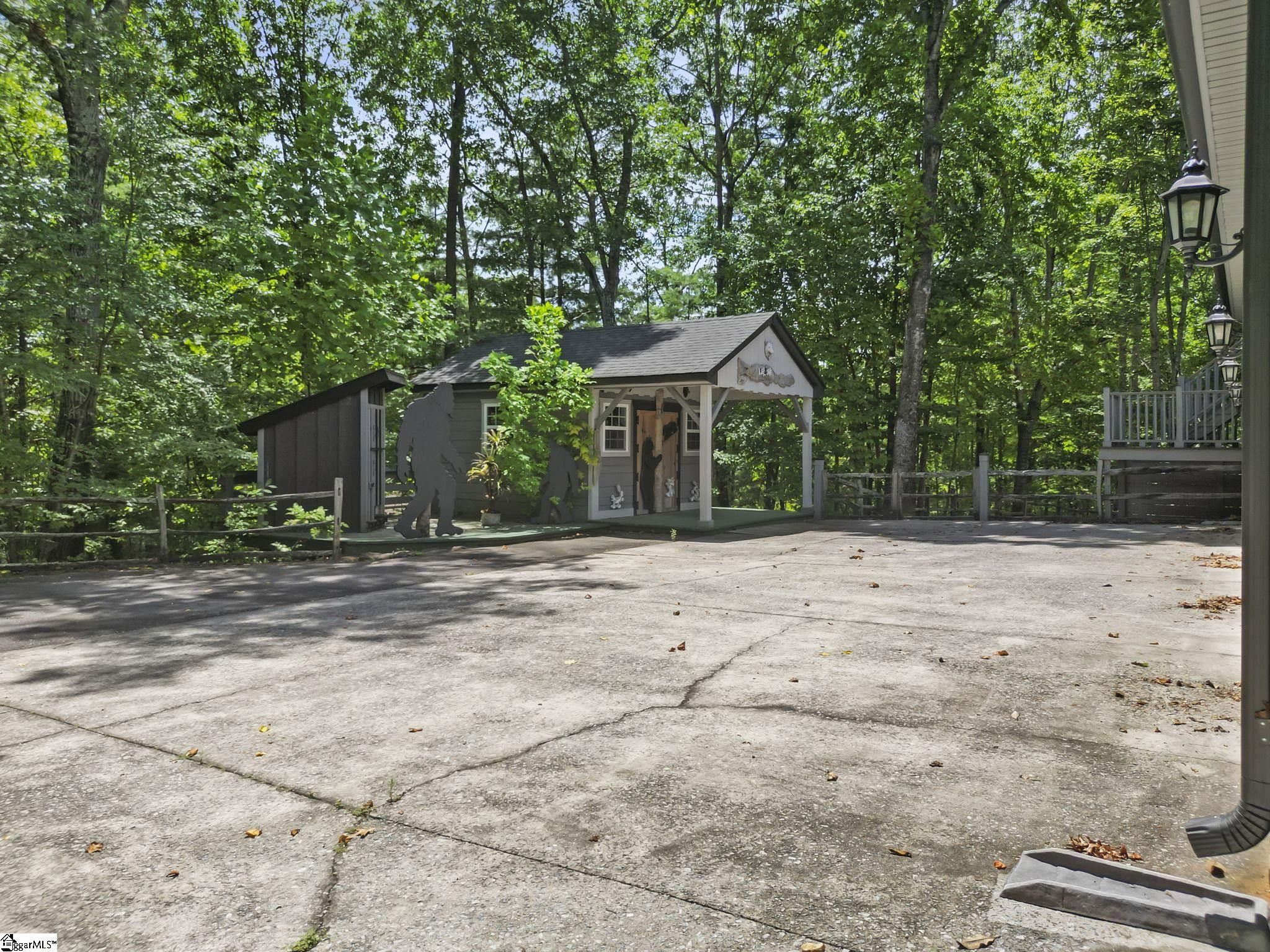 214 Raven Cliff Road Property Photo 41