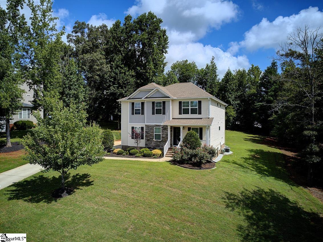 209 Montague Drive Property Photo 4