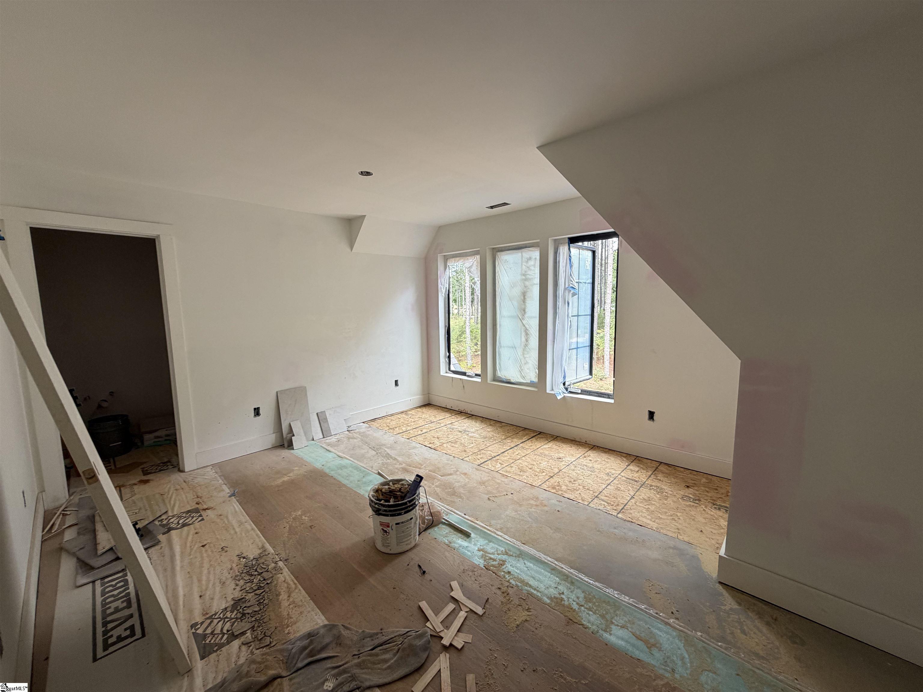 202 Rogers Road Property Photo 10