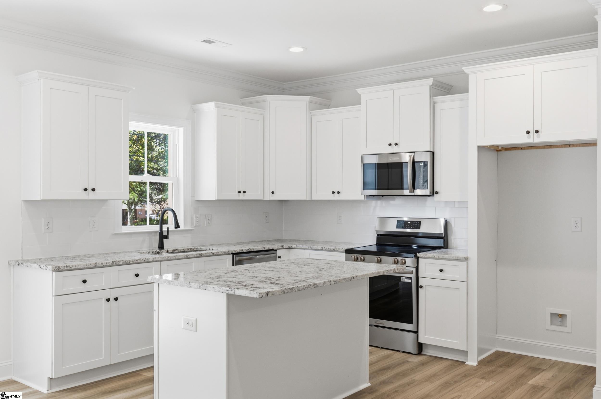 201 Tubbs Mountain Road Property Photo 12