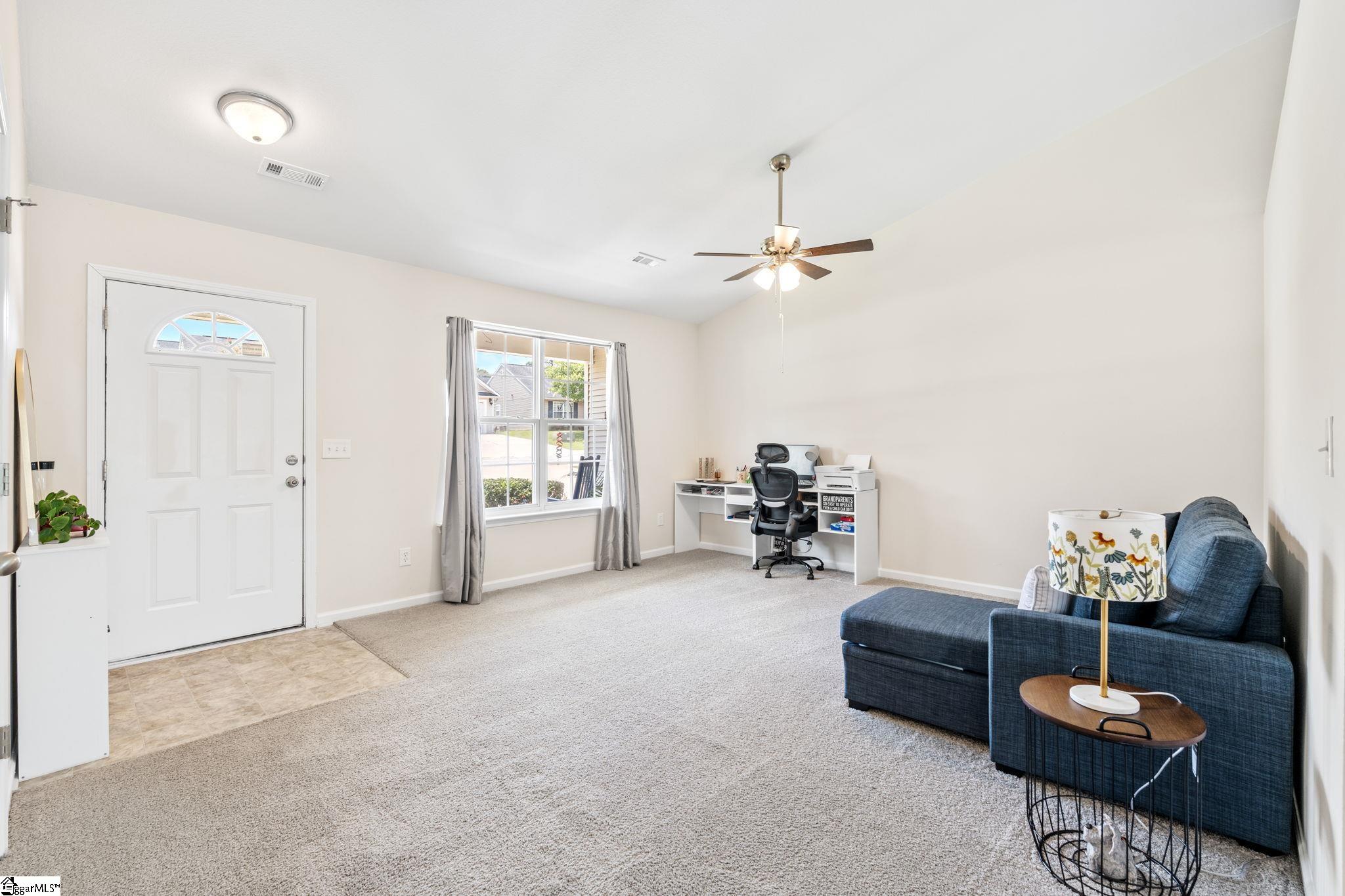 413 Bentridge Drive Property Photo 4