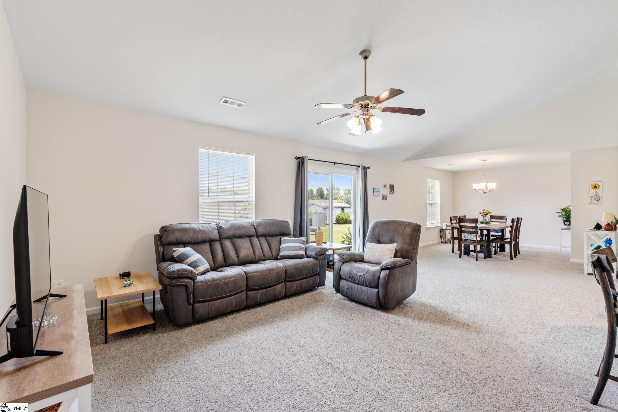 413 Bentridge Drive Property Photo 12