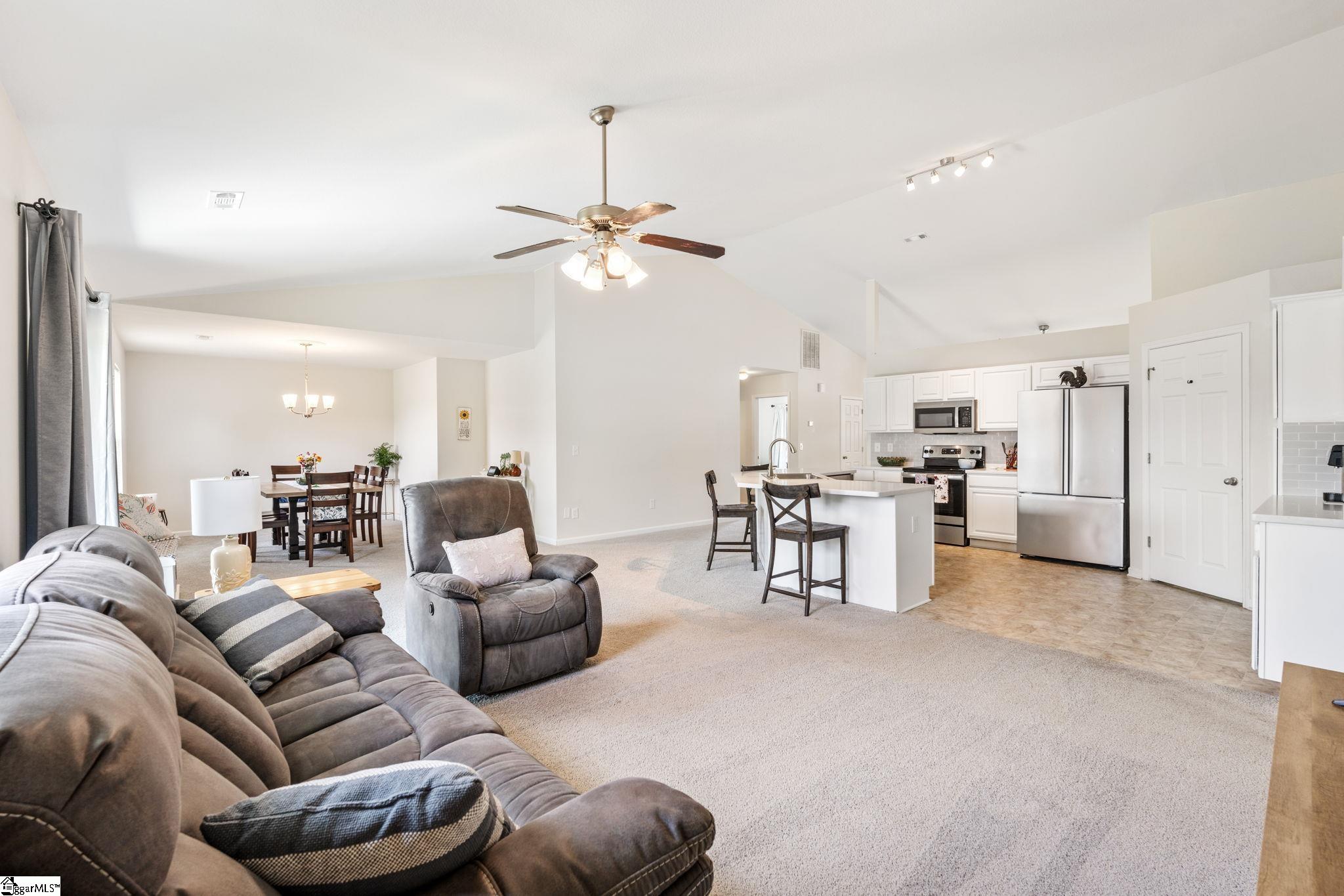 413 Bentridge Drive Property Photo 13