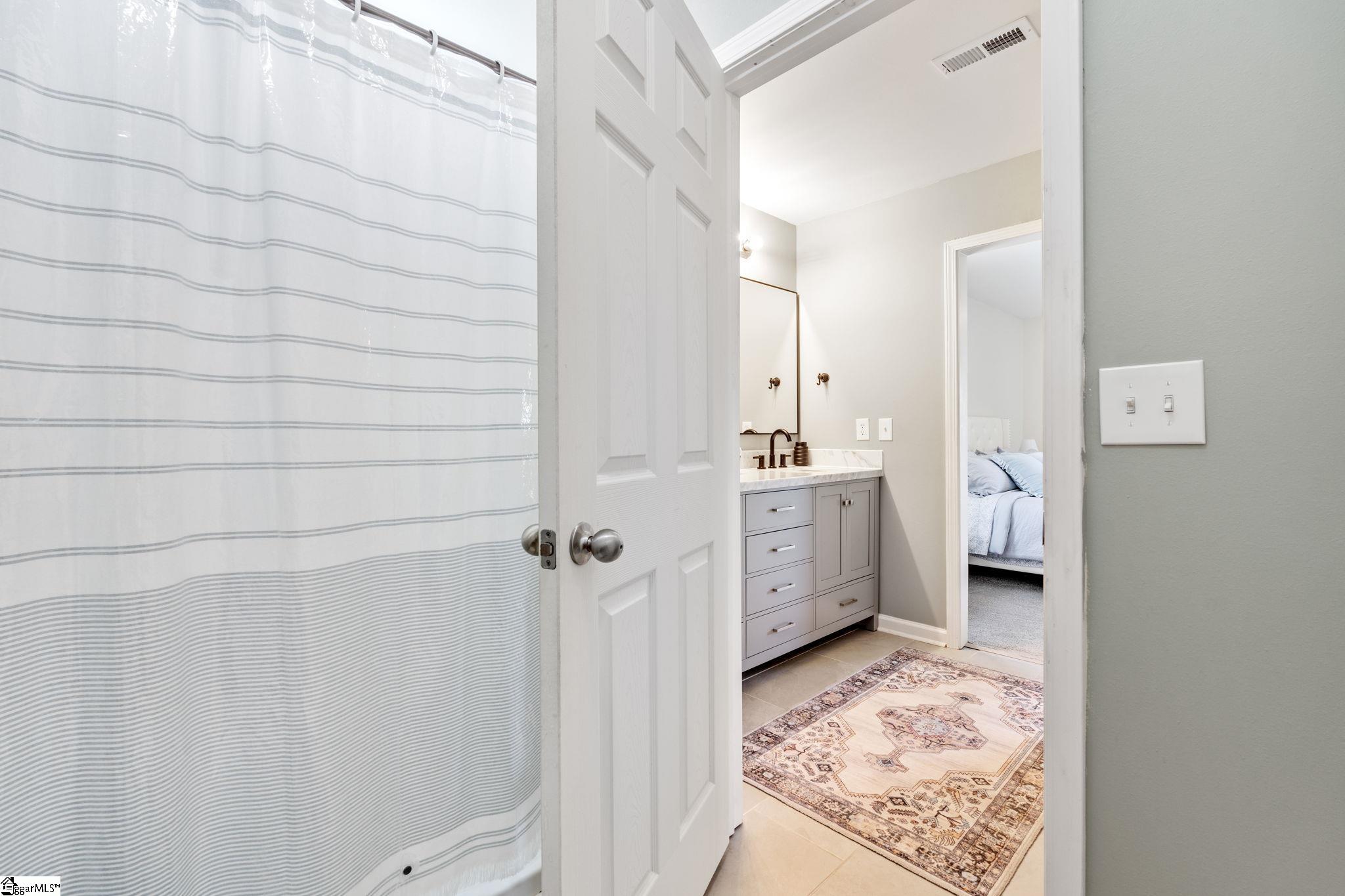 413 Bentridge Drive Property Photo 18
