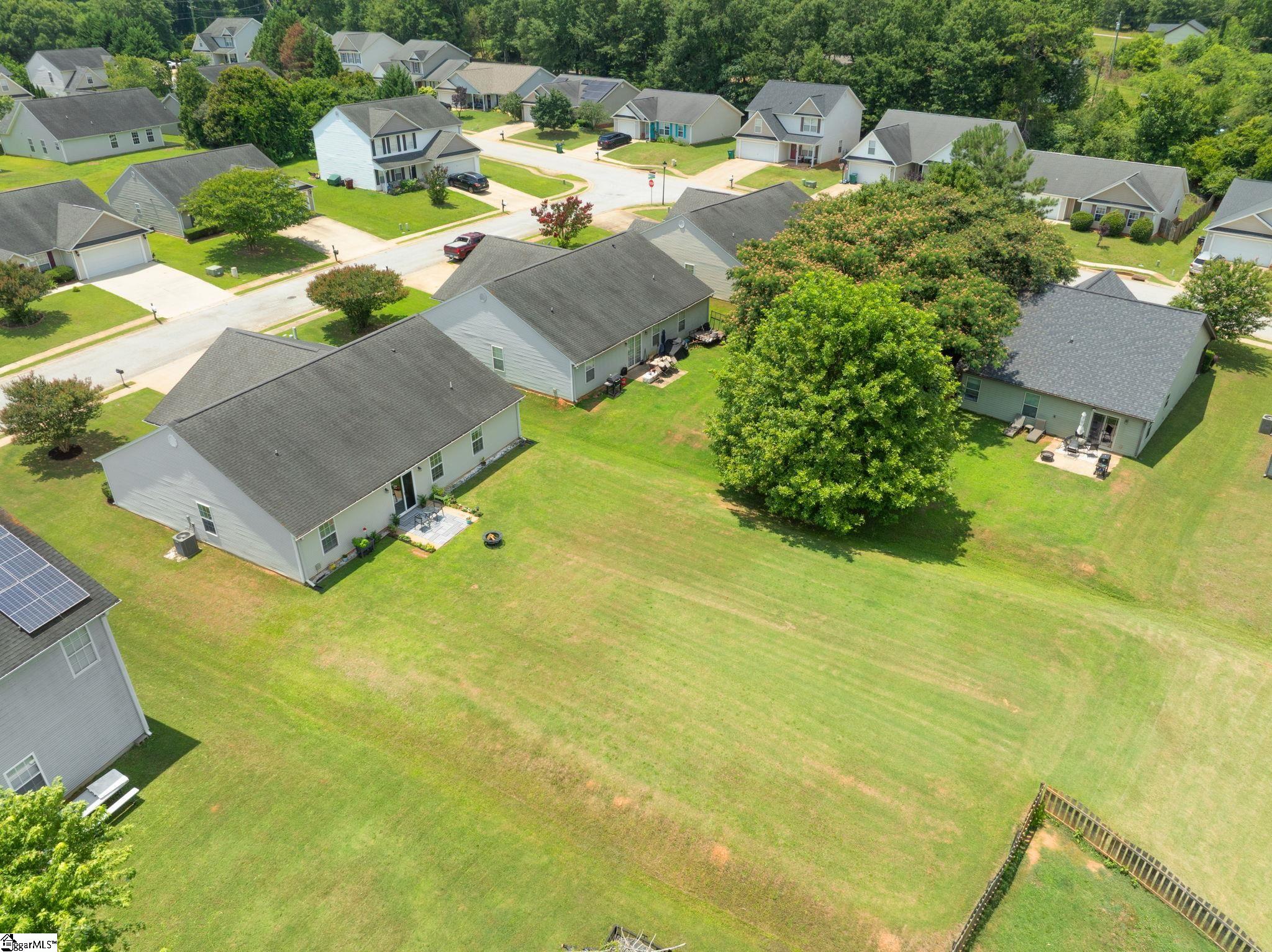 413 Bentridge Drive Property Photo 27