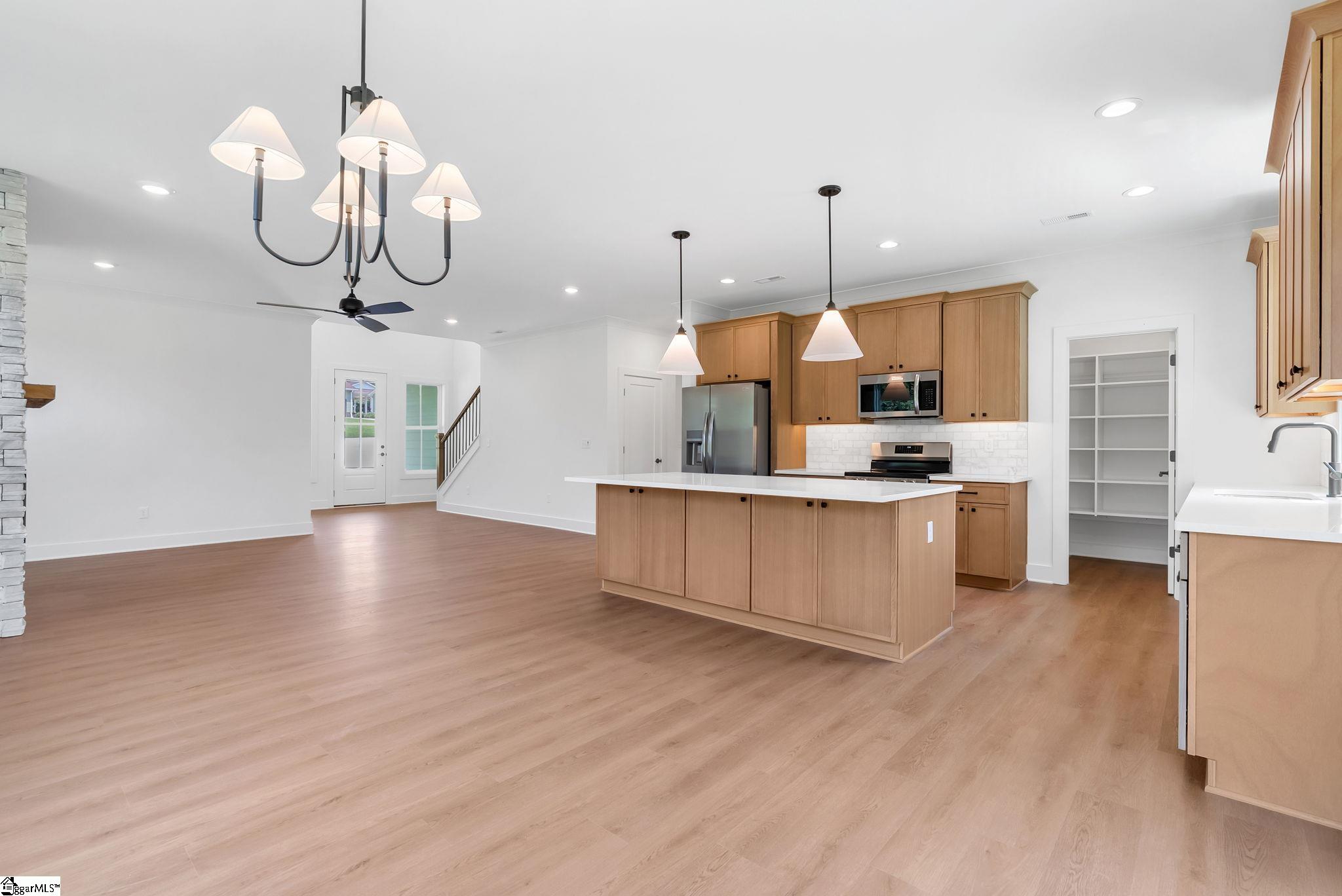21 Burns Road Property Photo 6